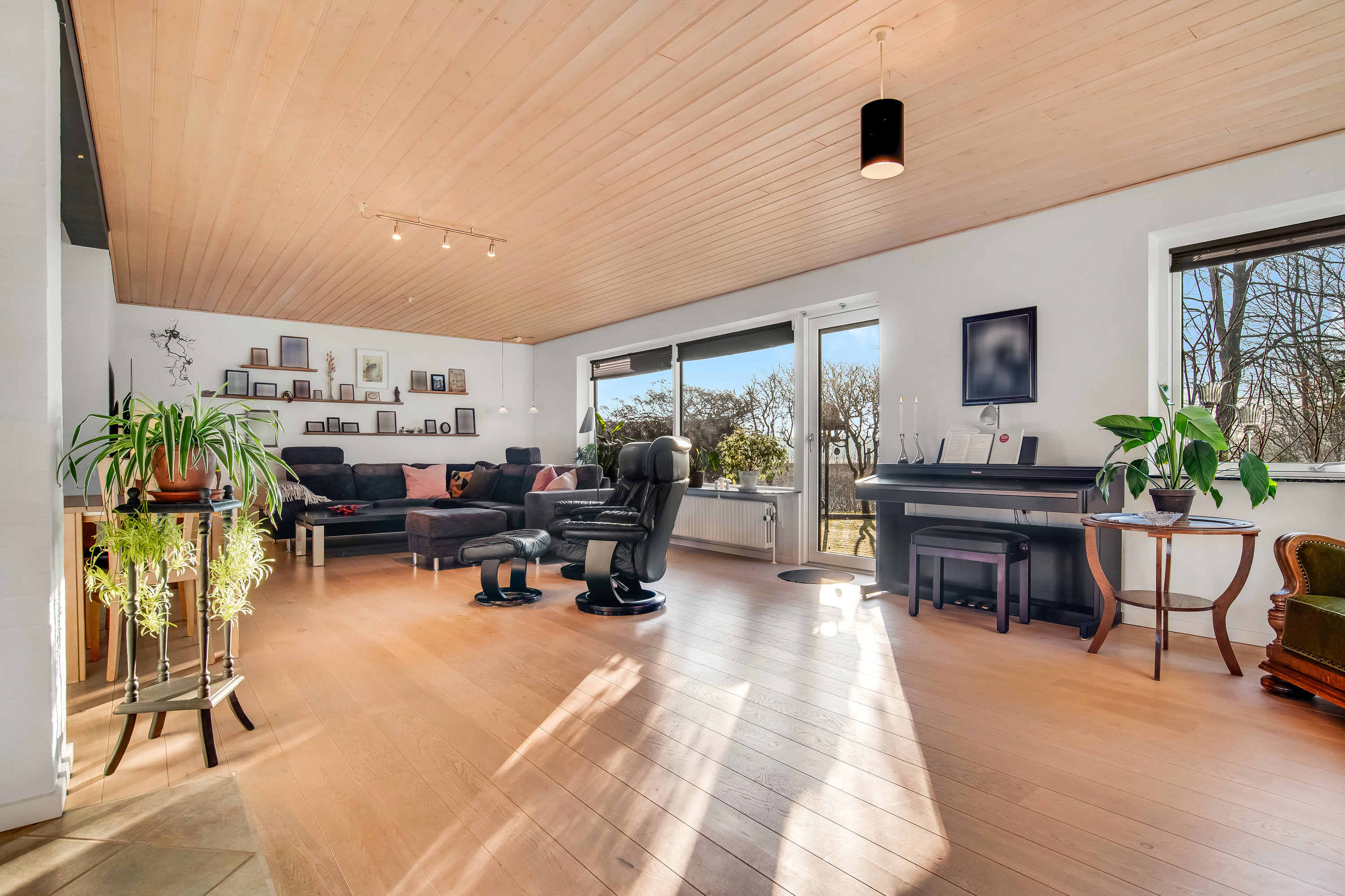 Fremhævet stue billede i fuldskærmstilstand. Billede af Gedhusvej 8, Ilskov, 7451 Sunds