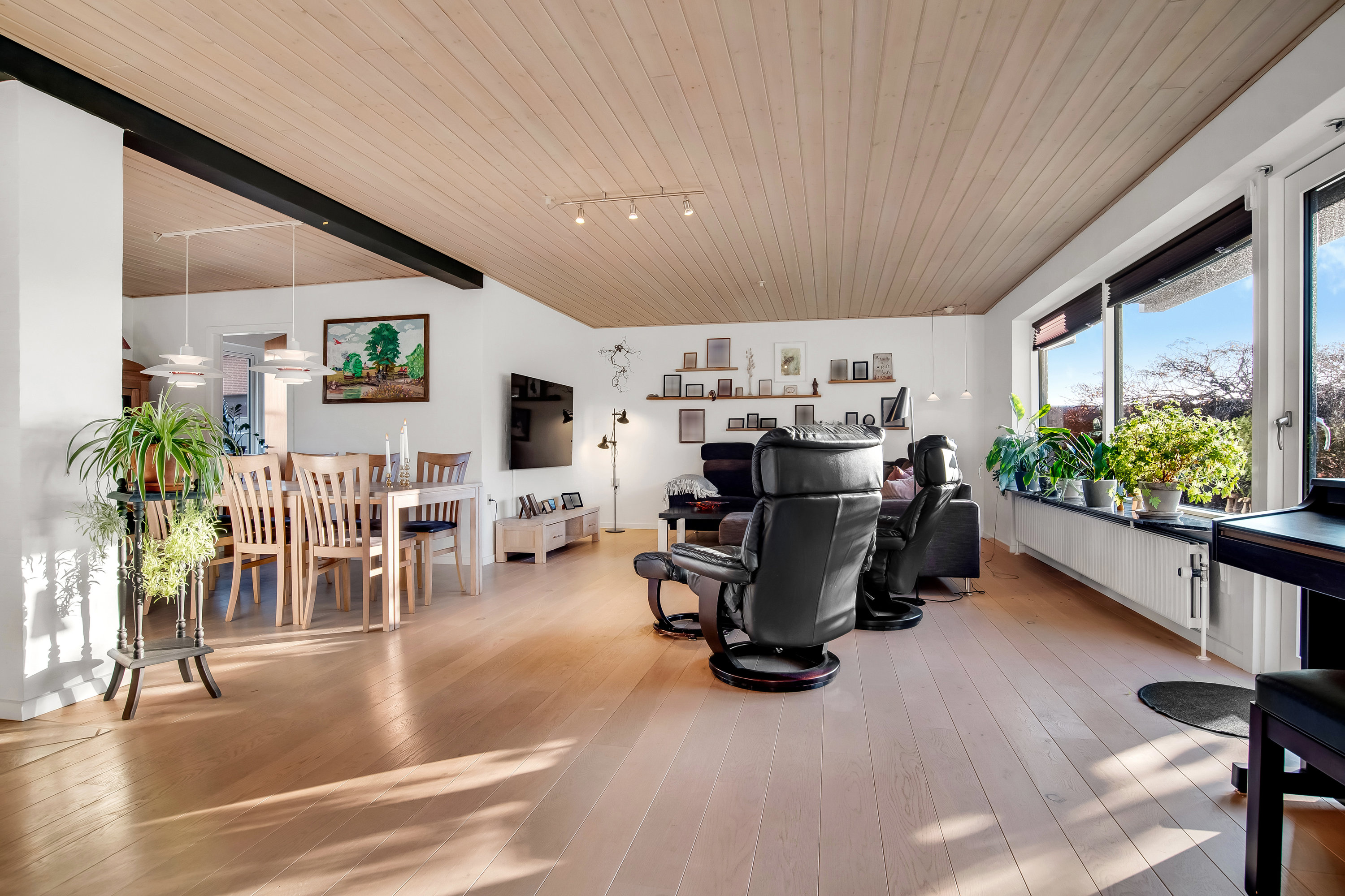 Fremhævet stue billede i fuldskærmstilstand. Billede af Gedhusvej 8, Ilskov, 7451 Sunds