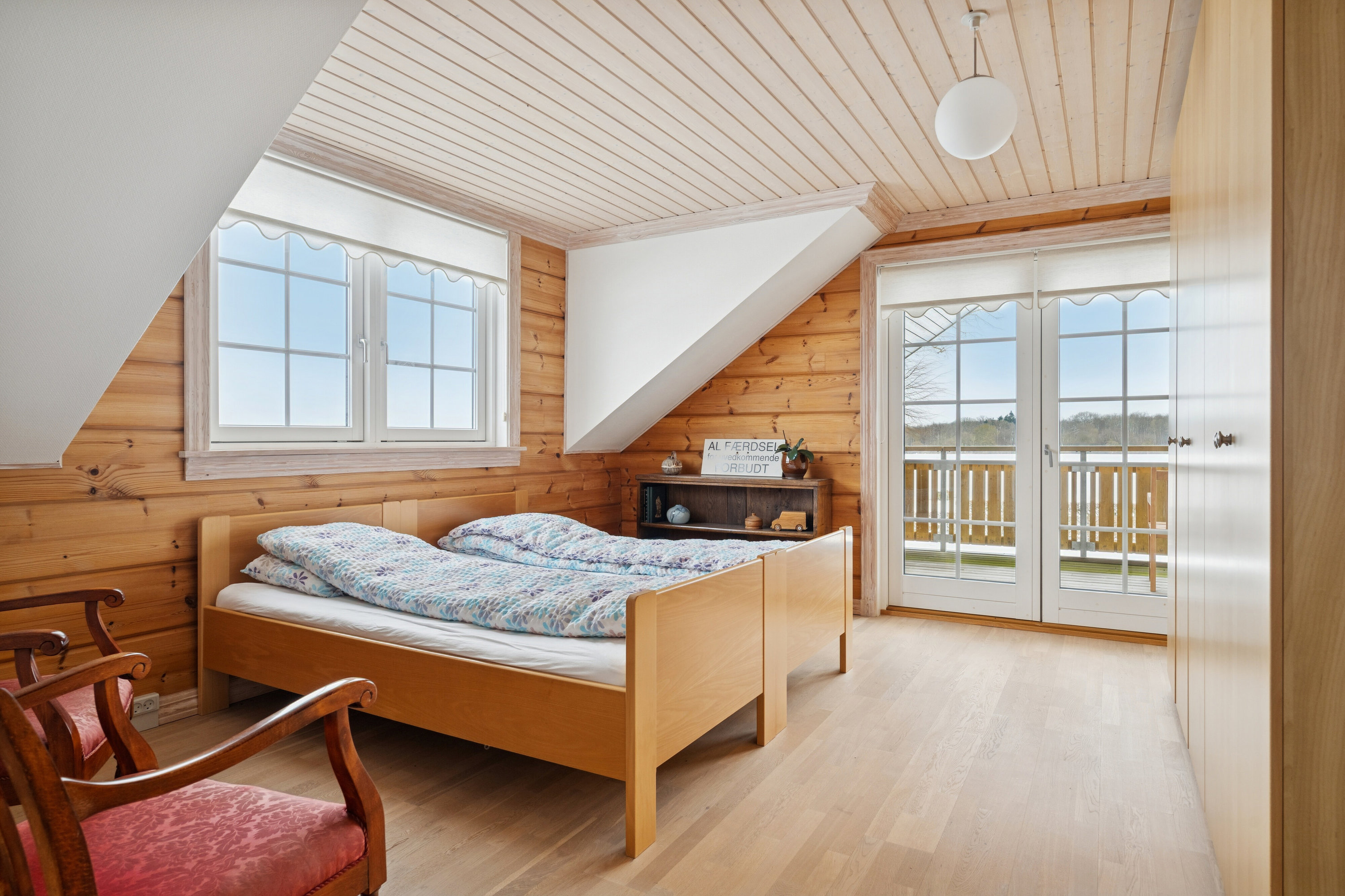 Fremhævet soveværelse billede i fuldskærmstilstand. Billede af Vestre Landevej 188, 4952 Stokkemarke