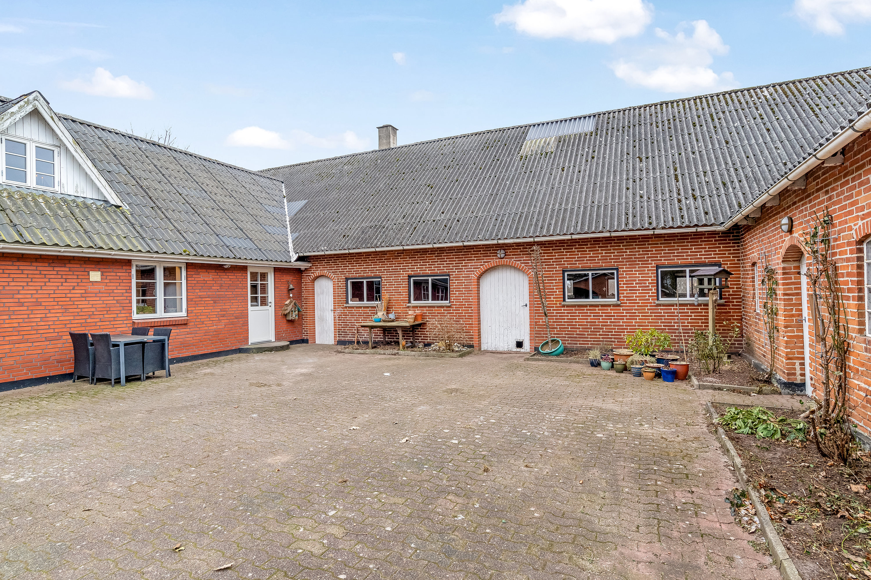 Fremhævet udhus billede i fuldskærmstilstand. Billede af Gedhusvej 9, Simmelkær, 7451 Sunds