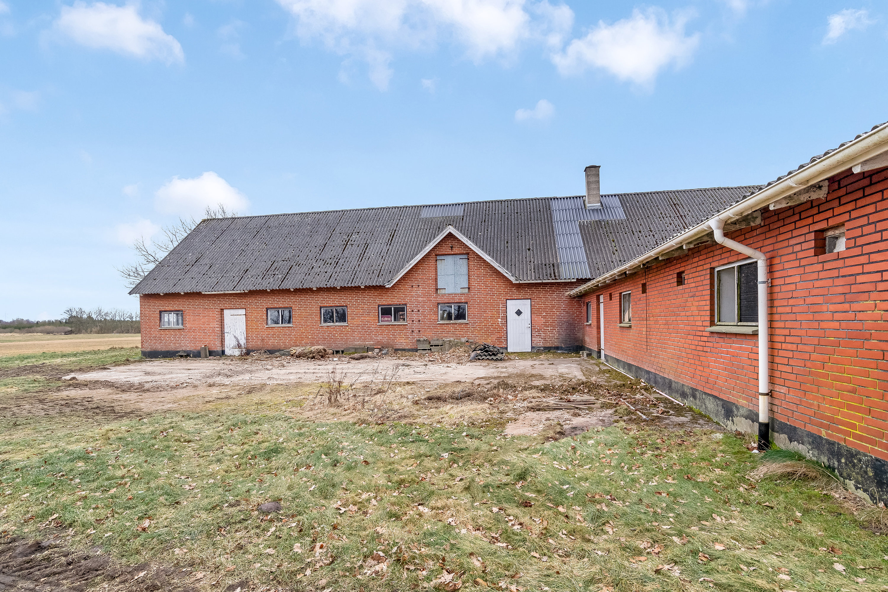 Fremhævet udhus billede i fuldskærmstilstand. Billede af Gedhusvej 9, Simmelkær, 7451 Sunds