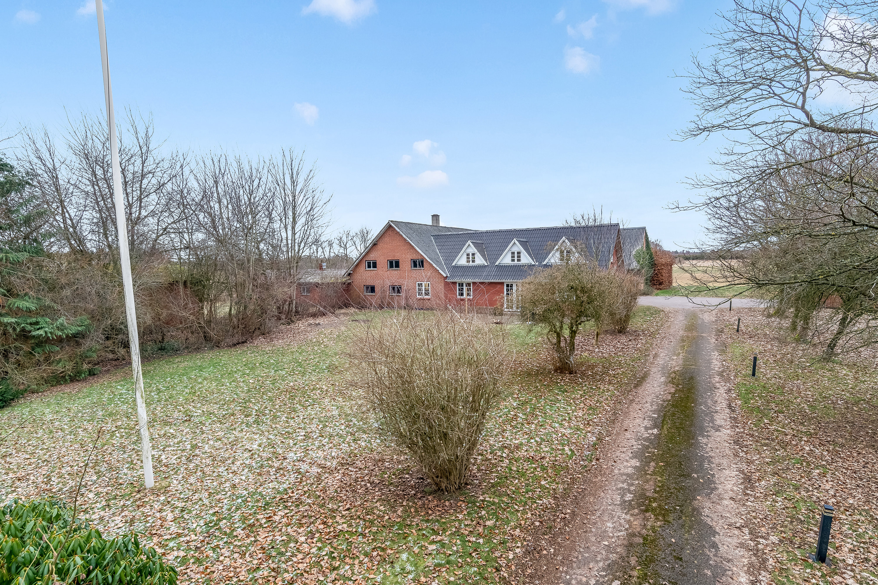 Fremhævet ejendommen billede i fuldskærmstilstand. Billede af Gedhusvej 9, Simmelkær, 7451 Sunds