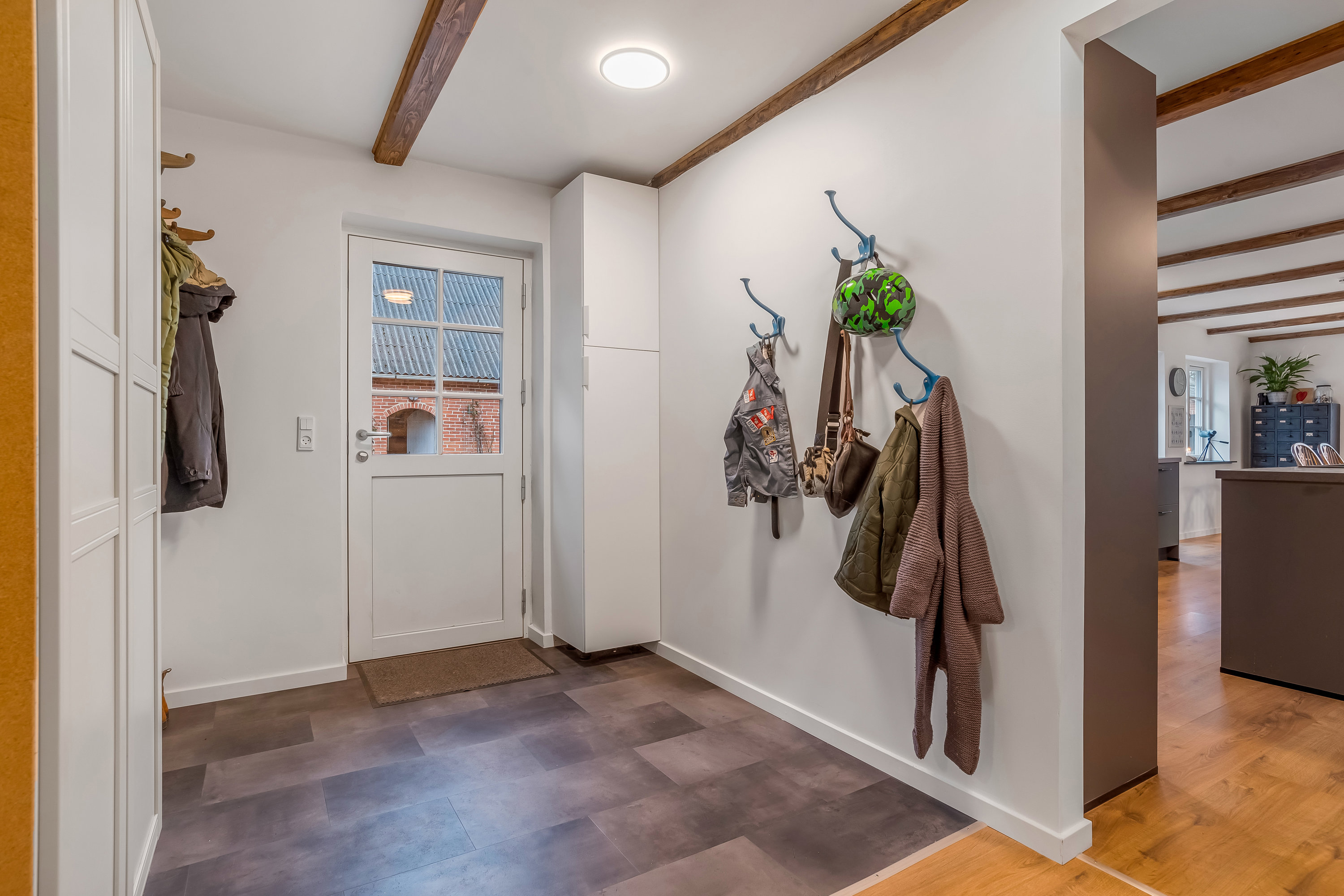 Fremhævet entré billede i fuldskærmstilstand. Billede af Gedhusvej 9, Simmelkær, 7451 Sunds