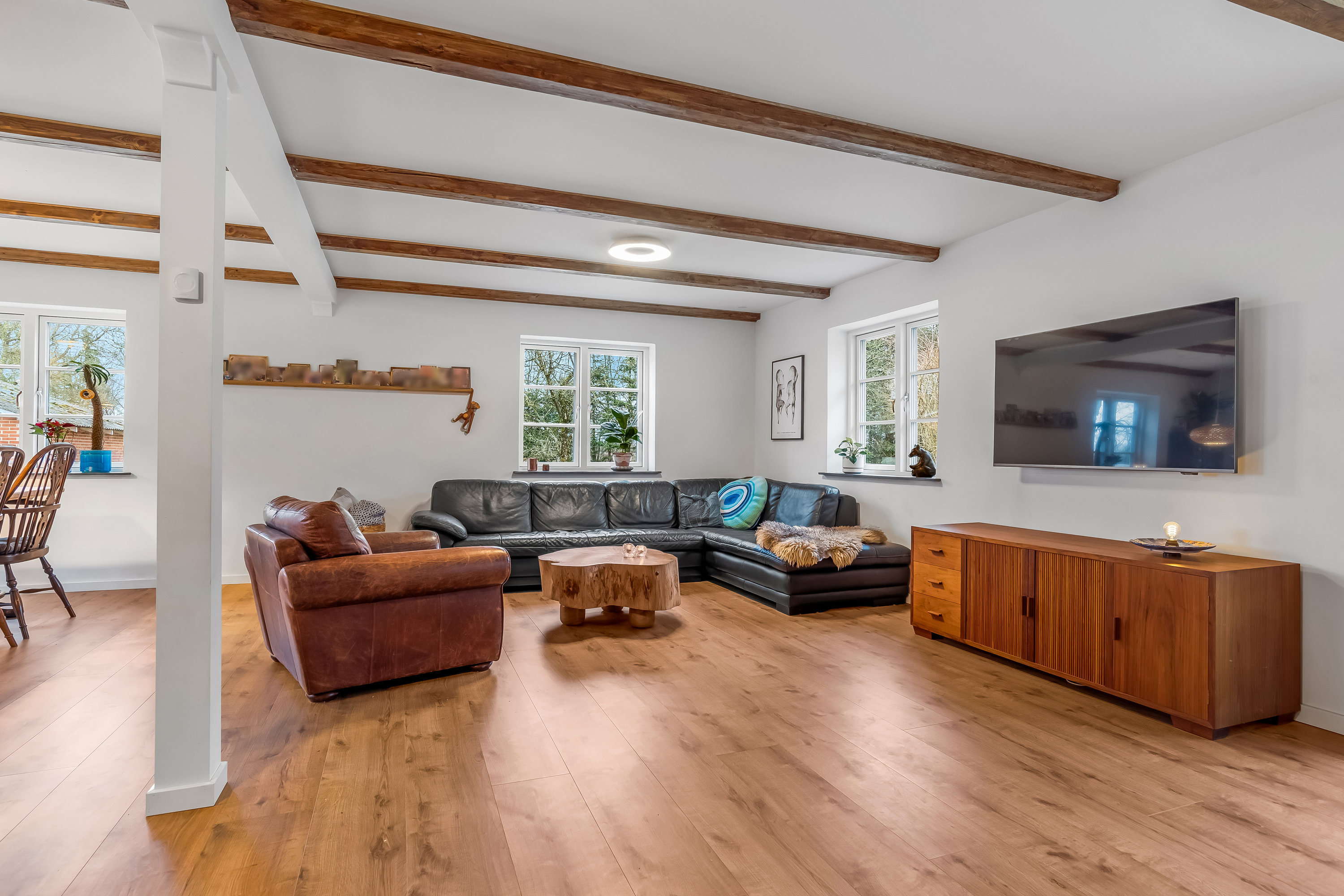 Fremhævet stue billede i fuldskærmstilstand. Billede af Gedhusvej 9, Simmelkær, 7451 Sunds