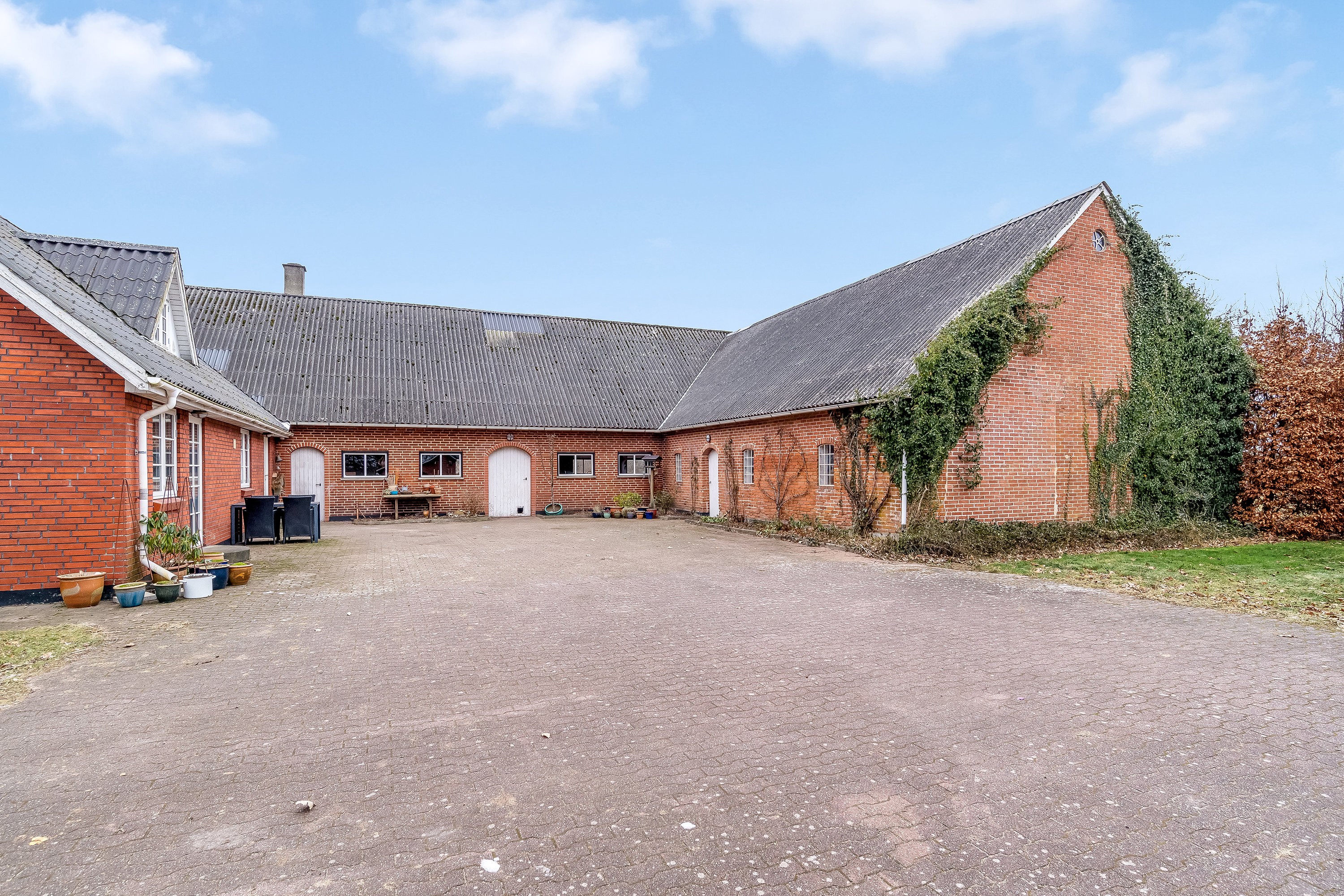 Miniaturebillede 1: udhus. Billede af Gedhusvej 9, Simmelkær, 7451 Sunds