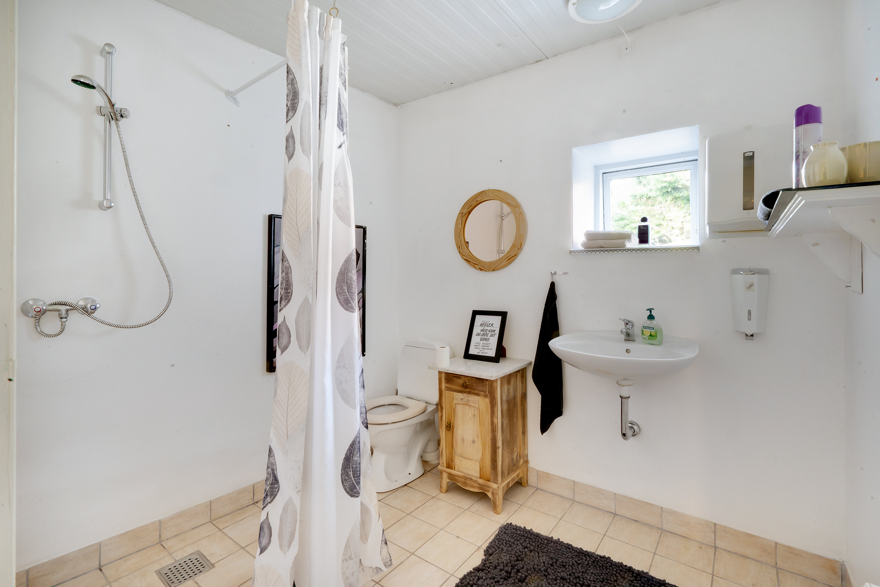 Fremhævet  billede i fuldskærmstilstand. Billede af Hvilhusevej 24, Tørring, 8970 Havndal