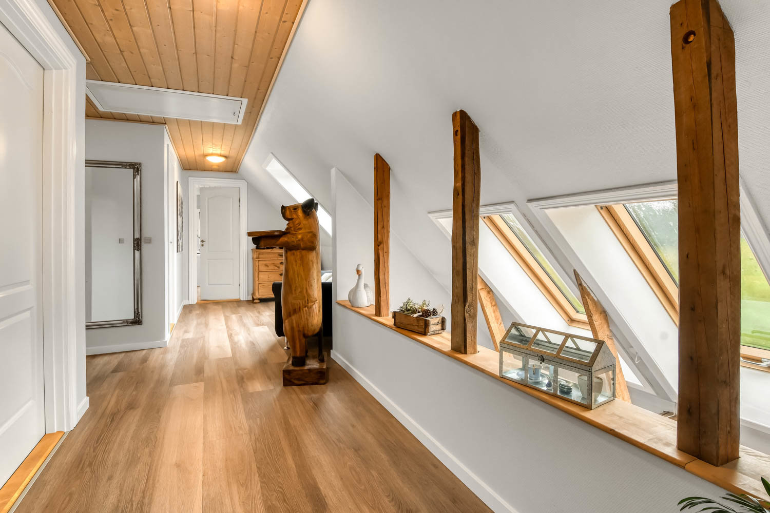 Fremhævet  billede i fuldskærmstilstand. Billede af Lindeborgvej 18, 7560 Hjerm