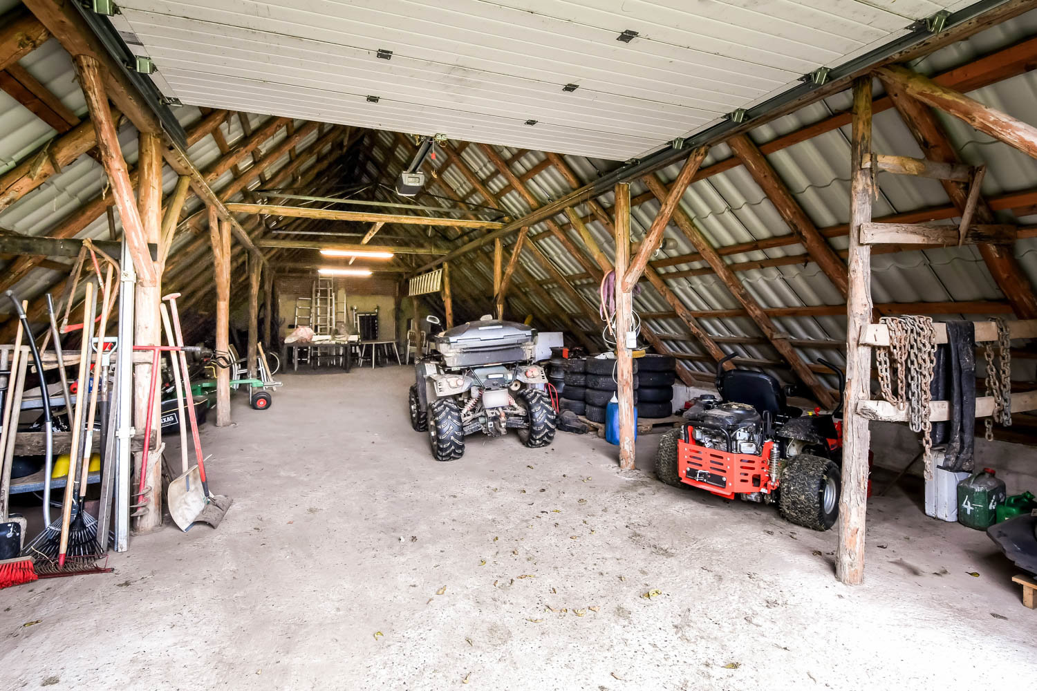 Fremhævet  billede i fuldskærmstilstand. Billede af Lindeborgvej 18, 7560 Hjerm