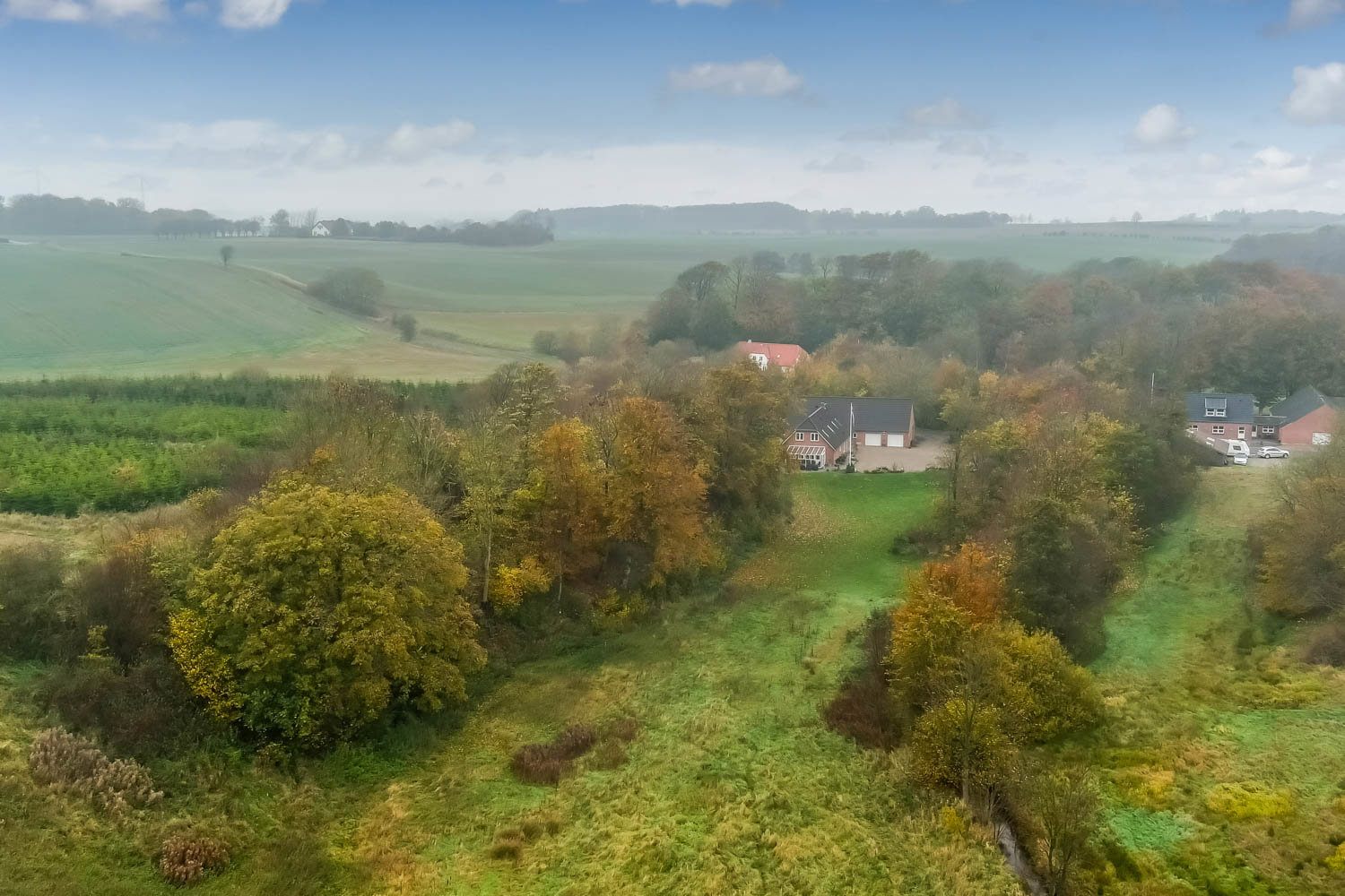 Fremhævet  billede i fuldskærmstilstand. Billede af Lindeborgvej 18, 7560 Hjerm