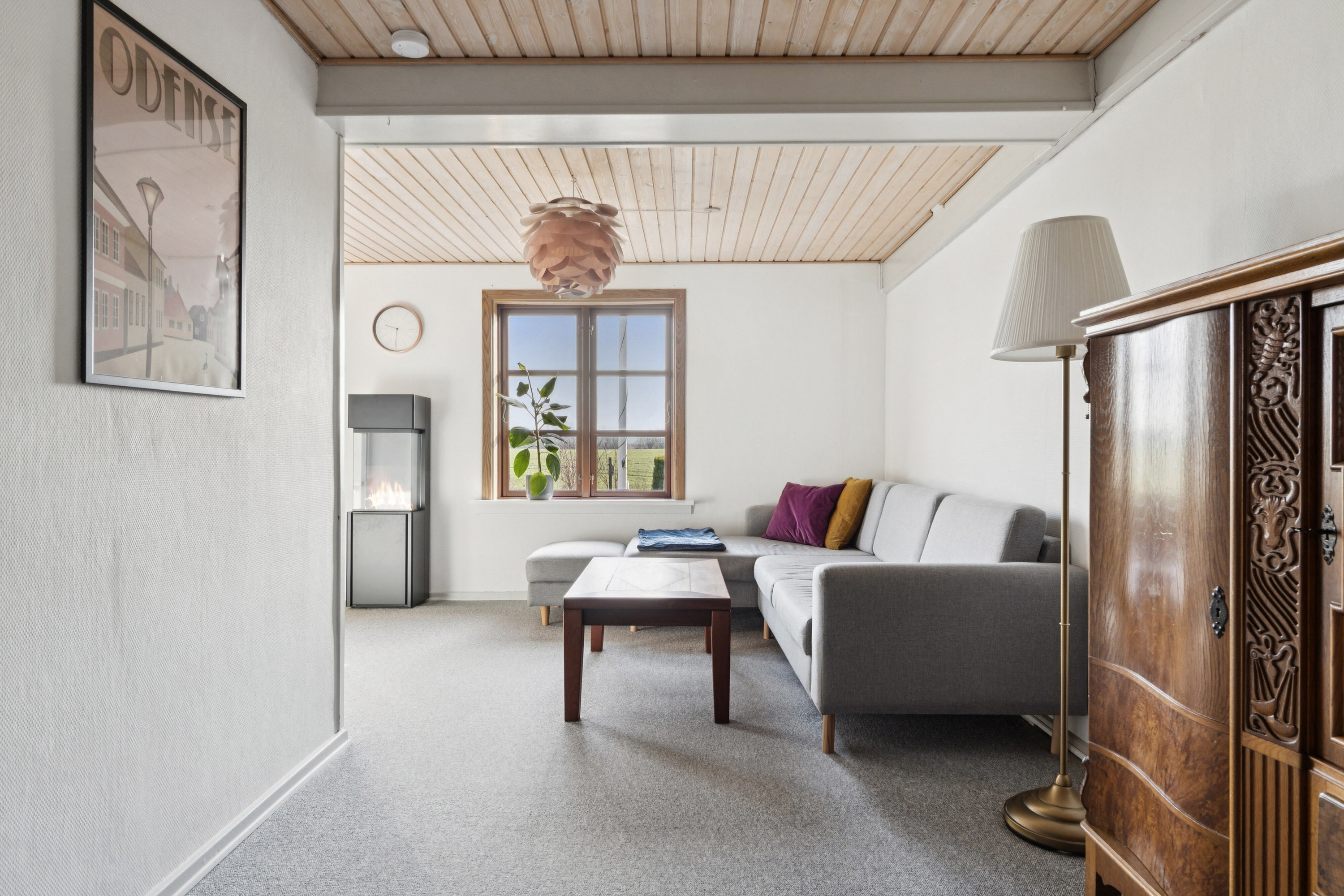 Fremhævet stue billede i fuldskærmstilstand. Billede af Banevej 10, Farstrup, 5471 Søndersø