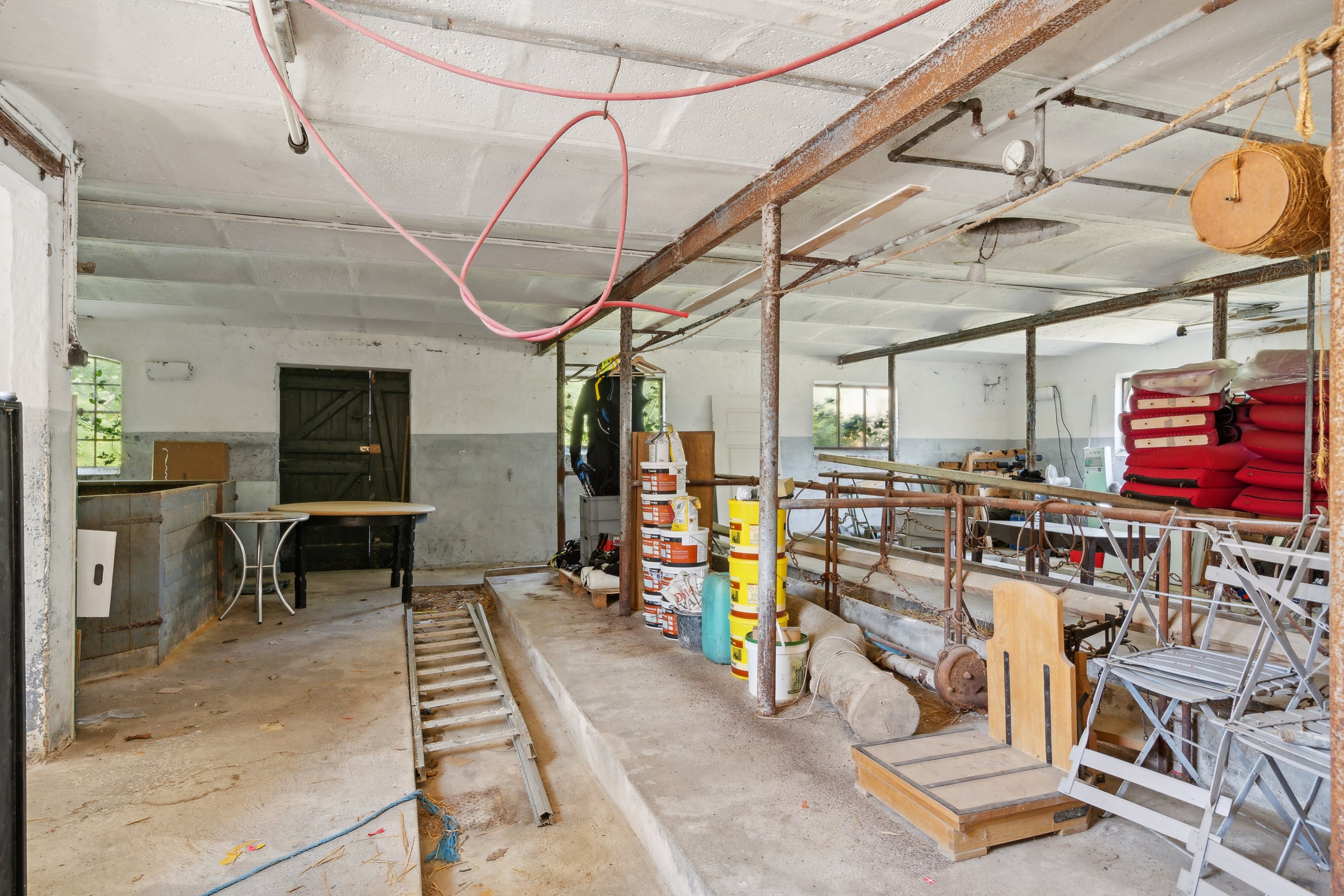 Fremhævet værksted/stald billede i fuldskærmstilstand. Billede af Middelfartvej 635, Spedsbjerg, 5491 Blommenslyst