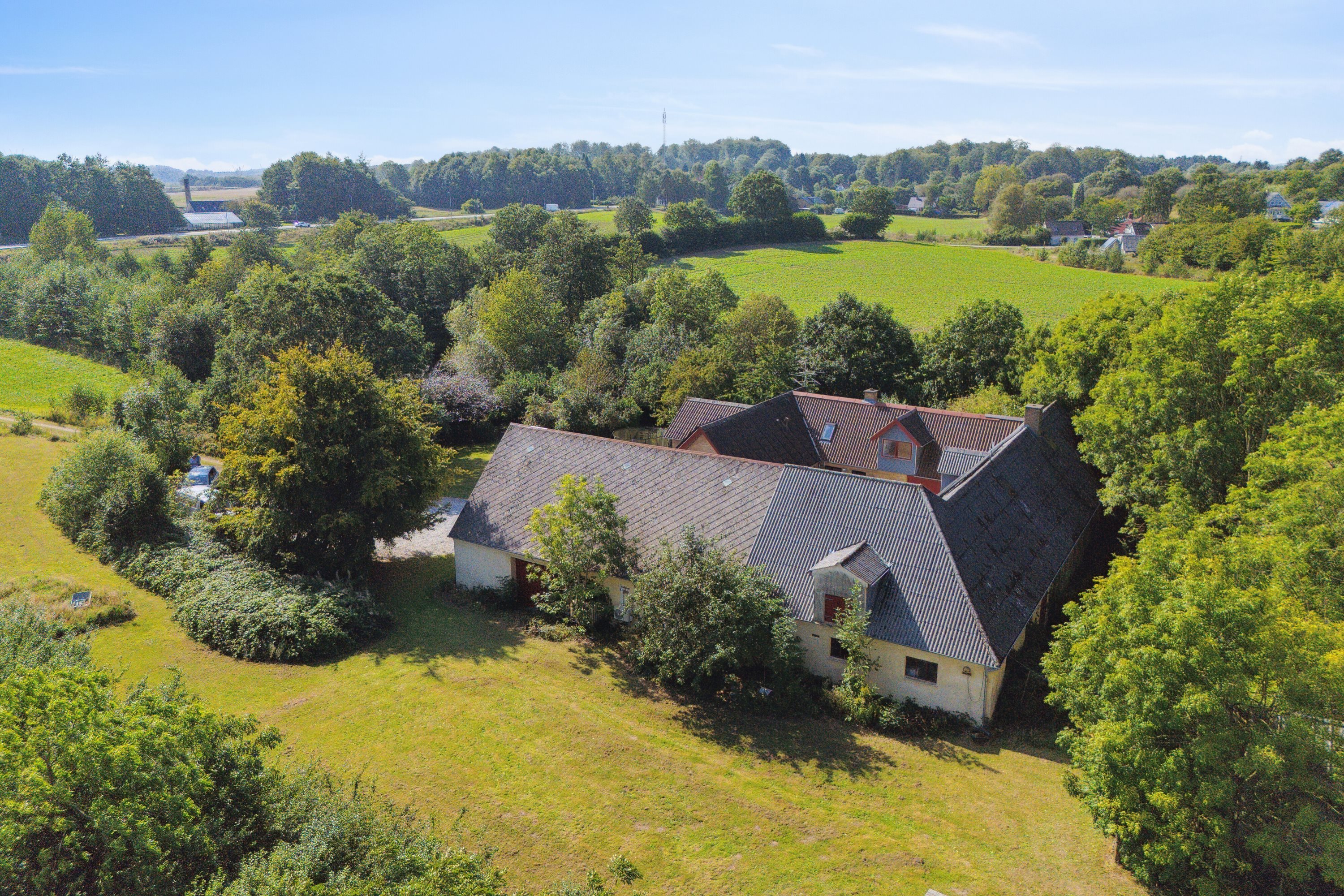 Fremhævet kig mod vest billede i fuldskærmstilstand. Billede af Middelfartvej 635, Spedsbjerg, 5491 Blommenslyst