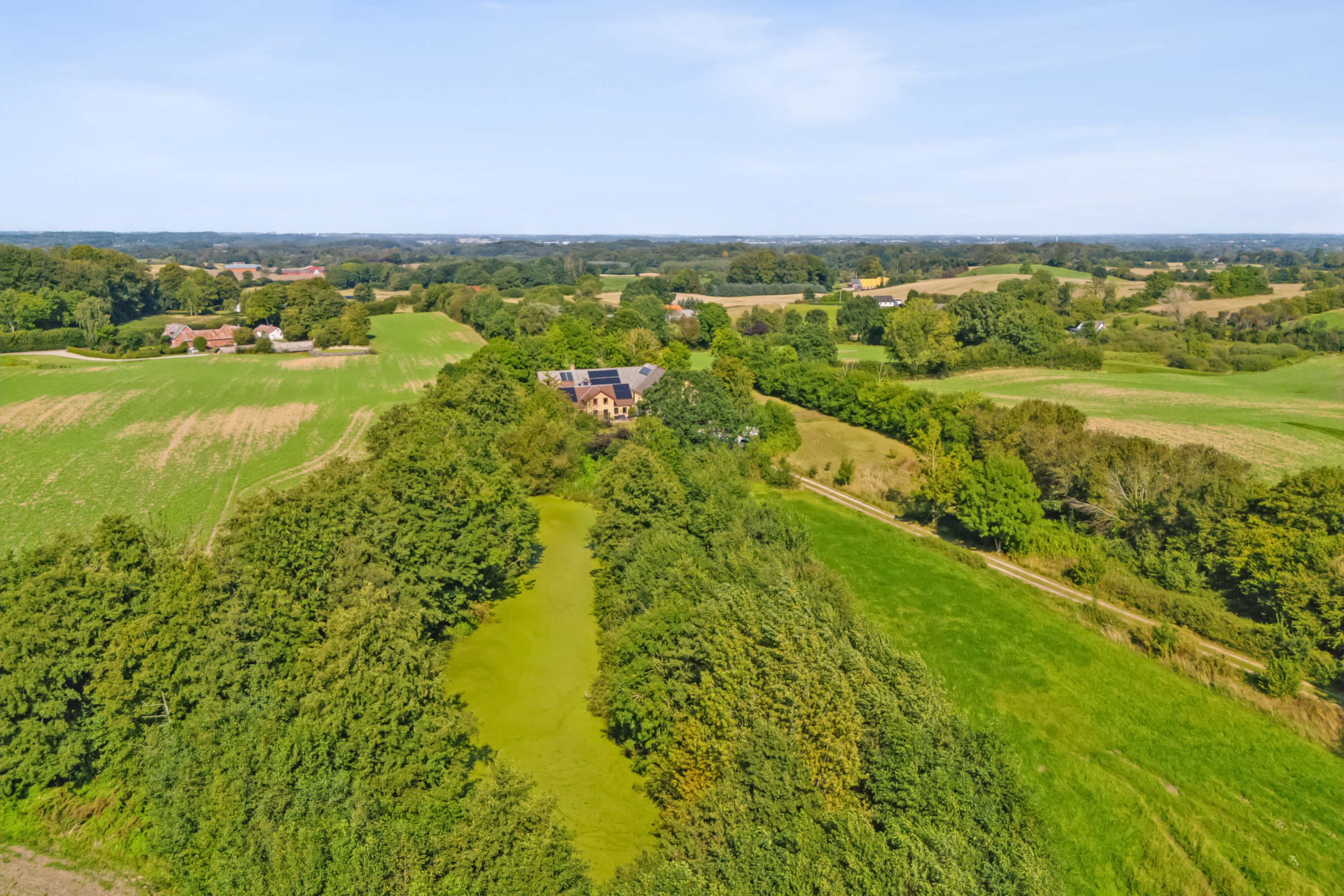 Fremhævet kig fra middelfartvej billede i fuldskærmstilstand. Billede af Middelfartvej 635, Spedsbjerg, 5491 Blommenslyst