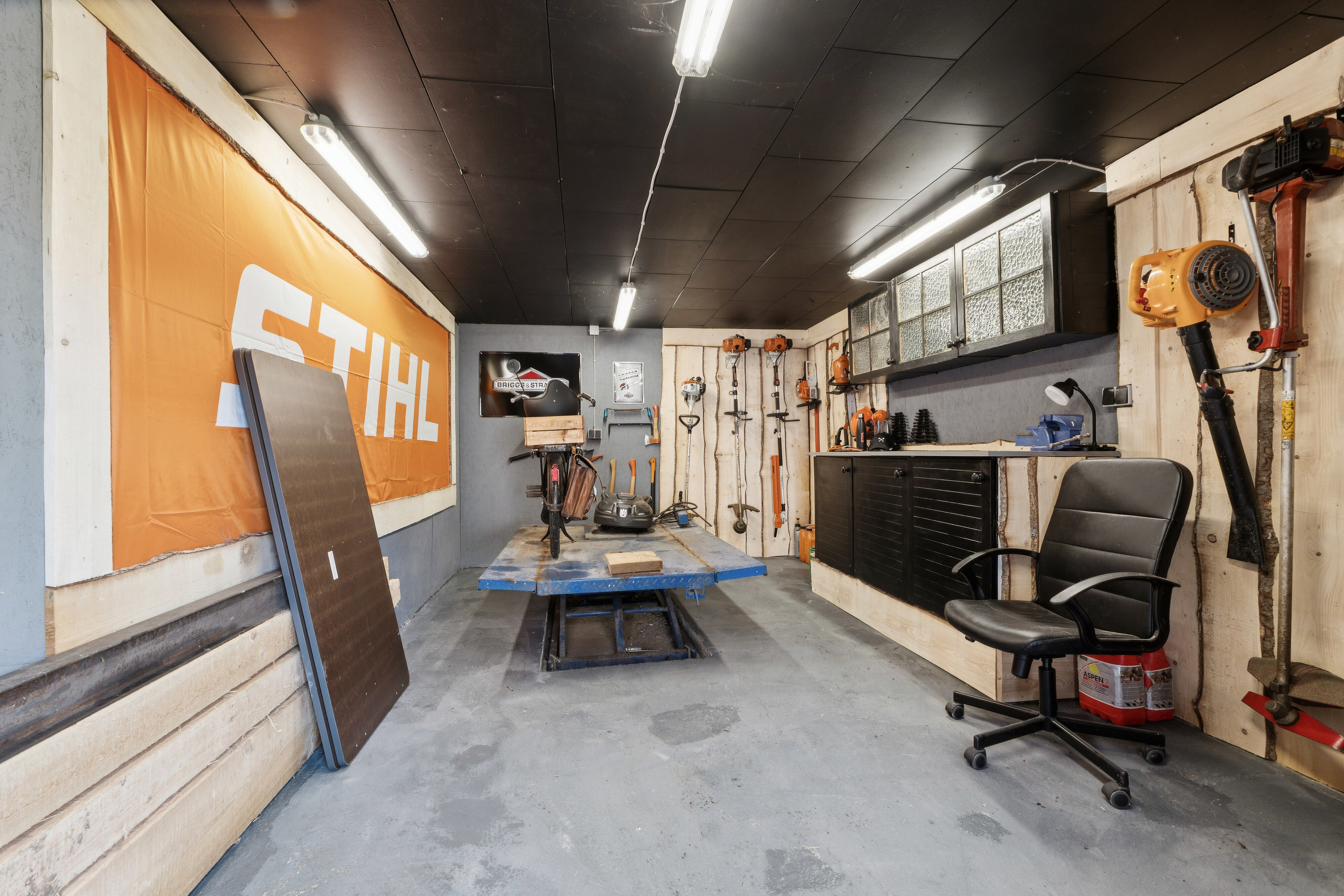 Fremhævet værksted "drengerum" billede i fuldskærmstilstand. Billede af Banevej 10, Farstrup, 5471 Søndersø