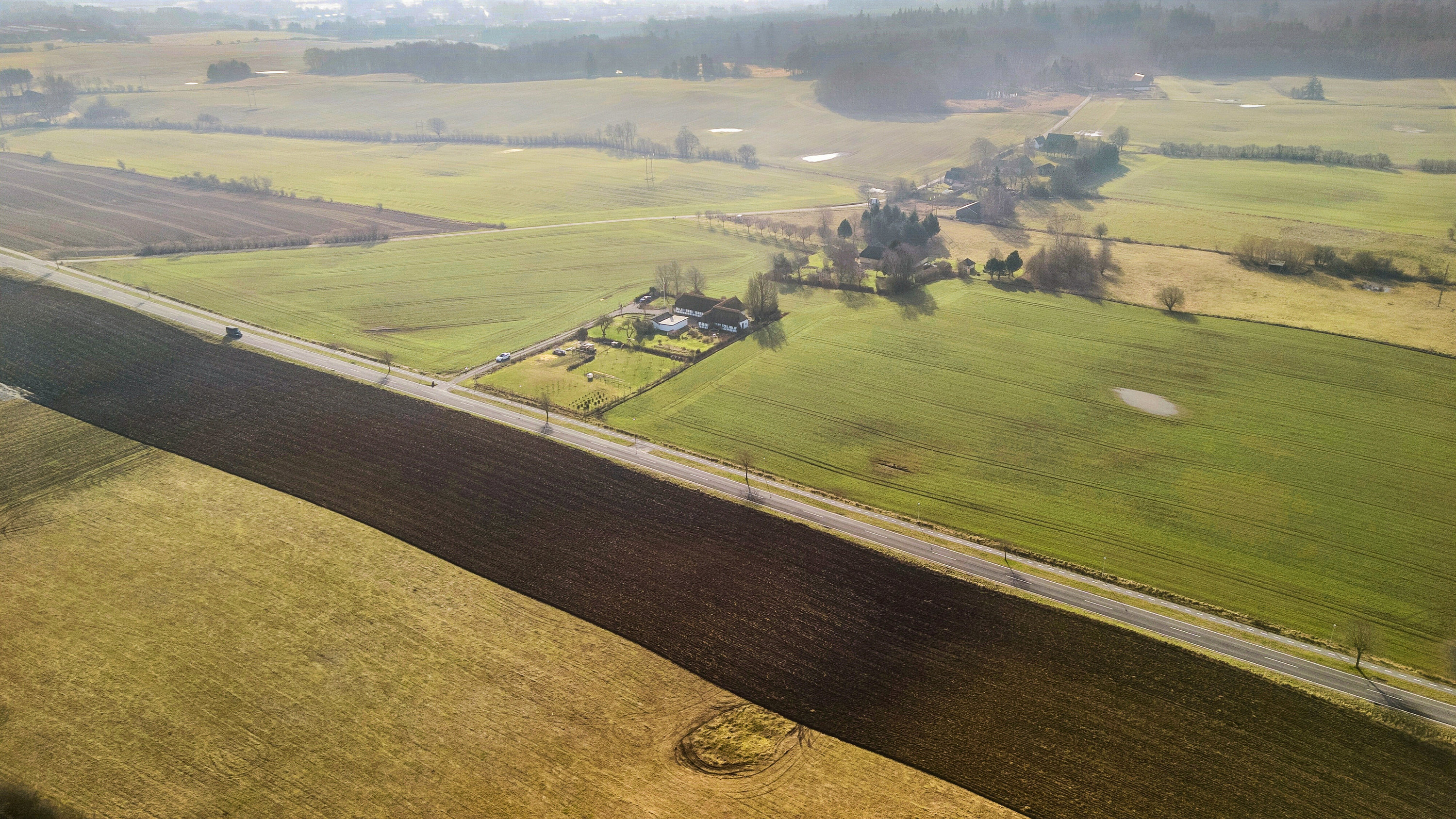 Fremhævet luftfoto billede i fuldskærmstilstand. Billede af Banevej 10, Farstrup, 5471 Søndersø