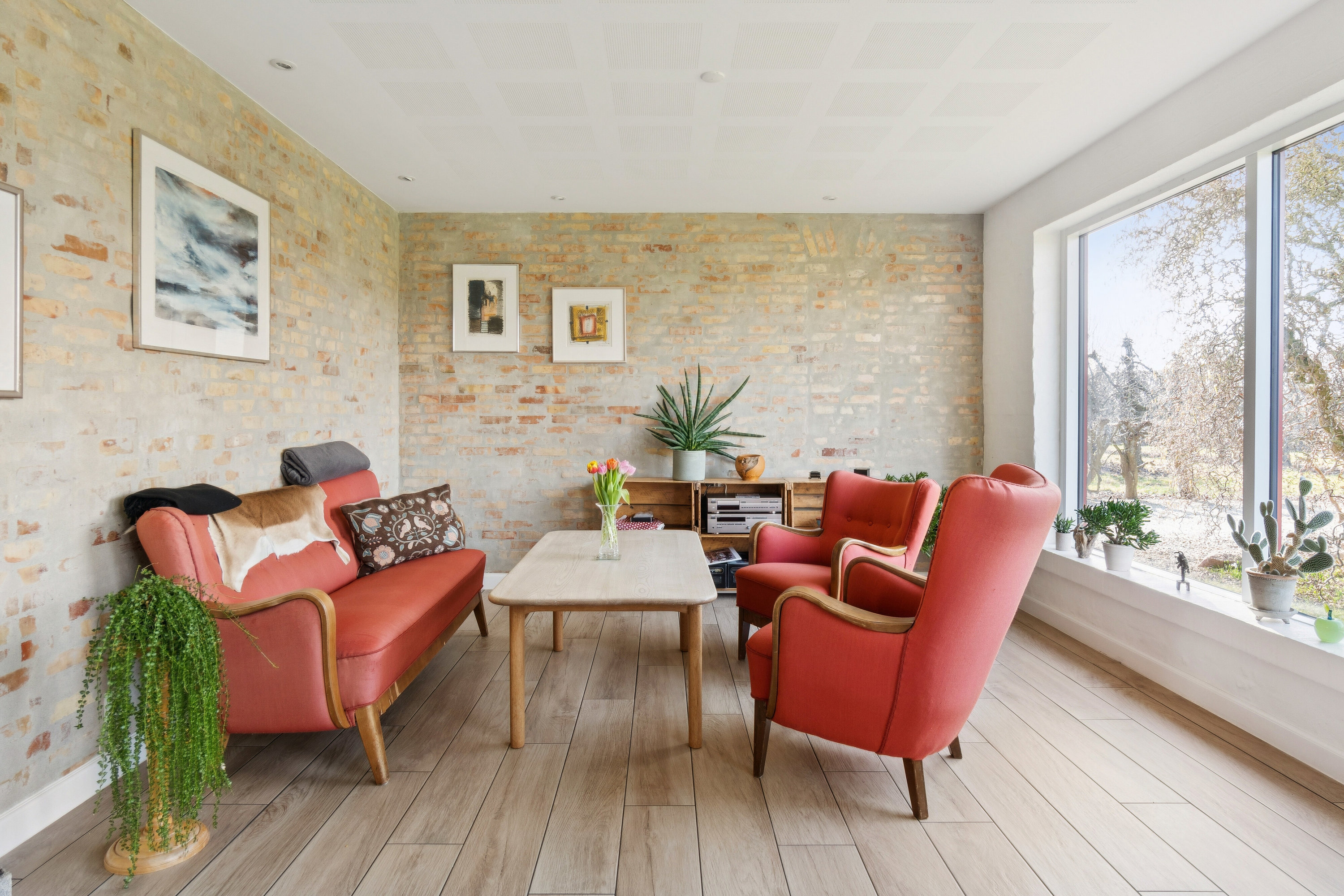 Fremhævet stue billede i fuldskærmstilstand. Billede af Præstemarken 6, Nr Broby, 5672 Broby