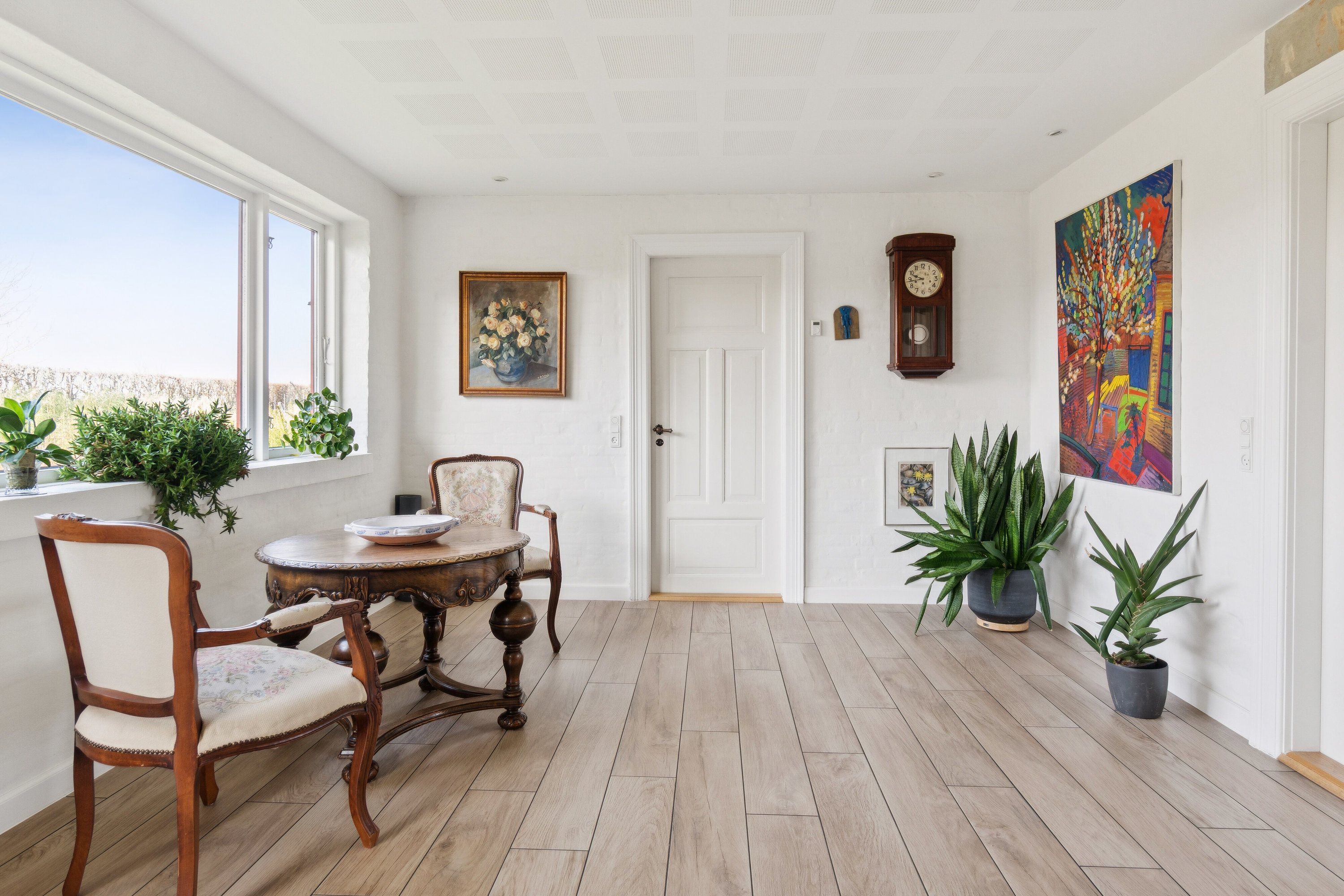 Fremhævet stue billede i fuldskærmstilstand. Billede af Præstemarken 6, Nr Broby, 5672 Broby