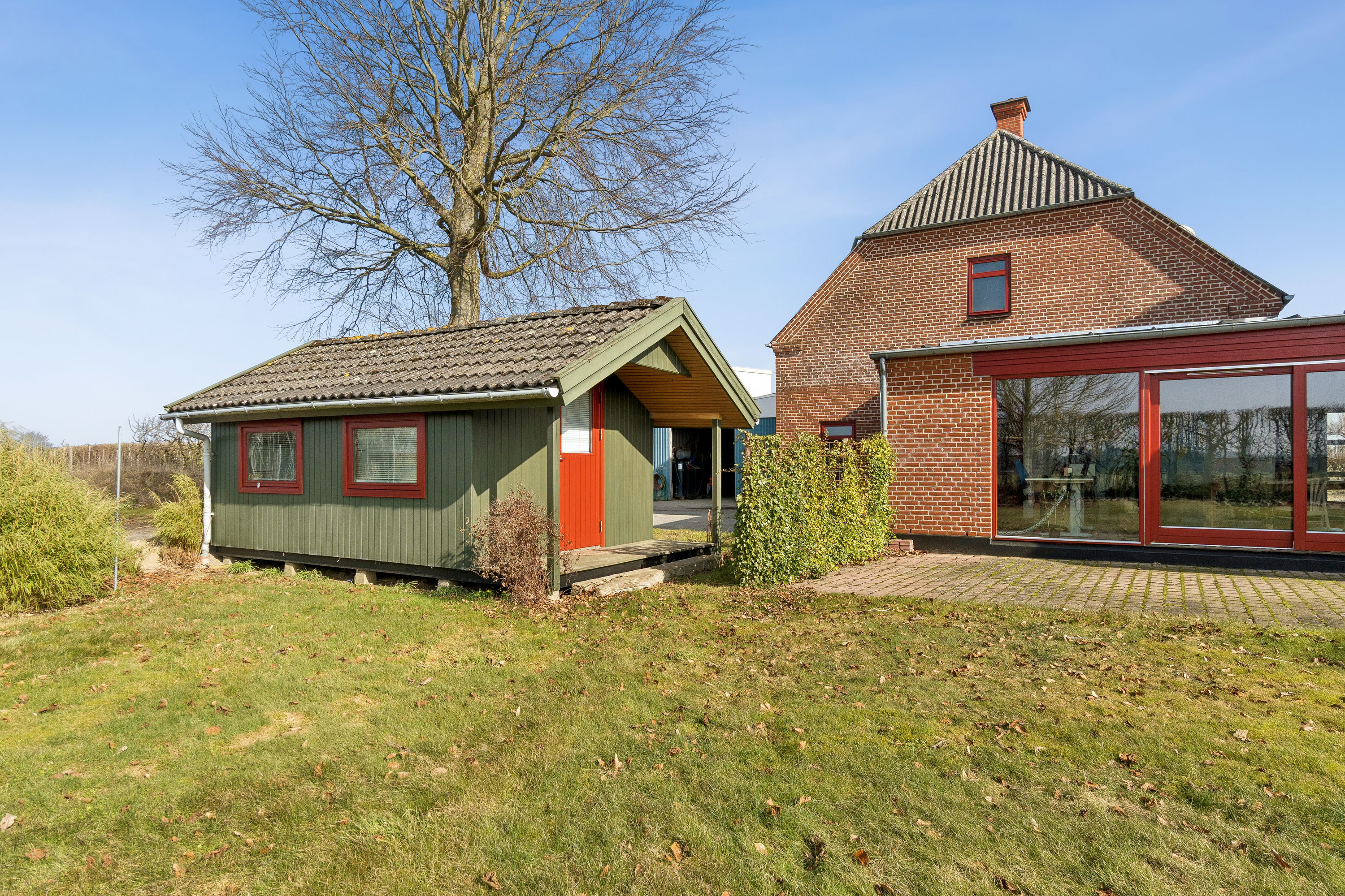 Fremhævet set fra haven billede i fuldskærmstilstand. Billede af Præstemarken 6, Nr Broby, 5672 Broby