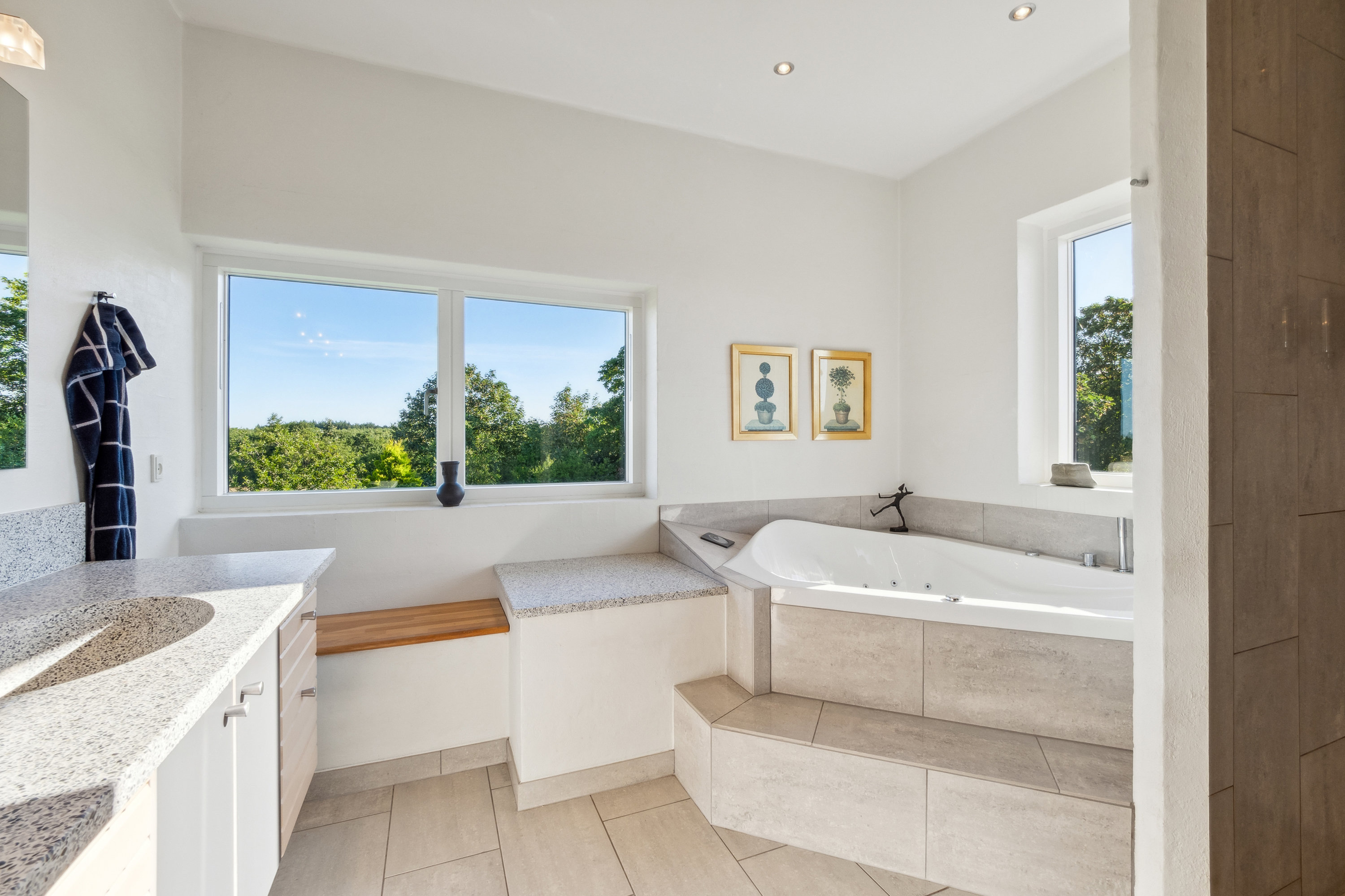 Fremhævet  billede i fuldskærmstilstand. Billede af Ravnholtvej 5 udstykning, Knudstrup, 8620 Kjellerup