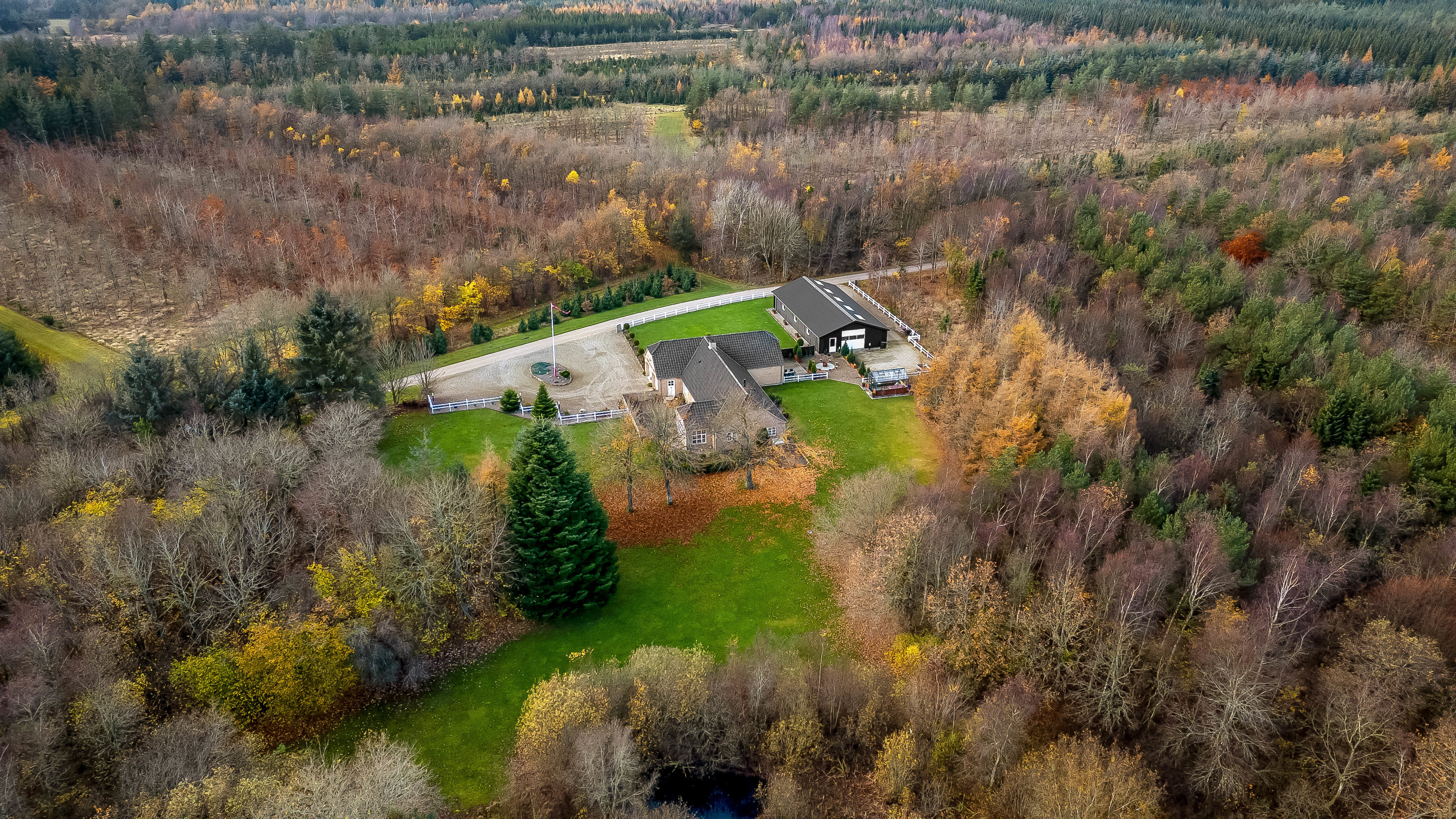 Fremhævet luftfoto billede i fuldskærmstilstand. Billede af Del af Meldmosevej 5, Møborg, 7660 Bækmarksbro