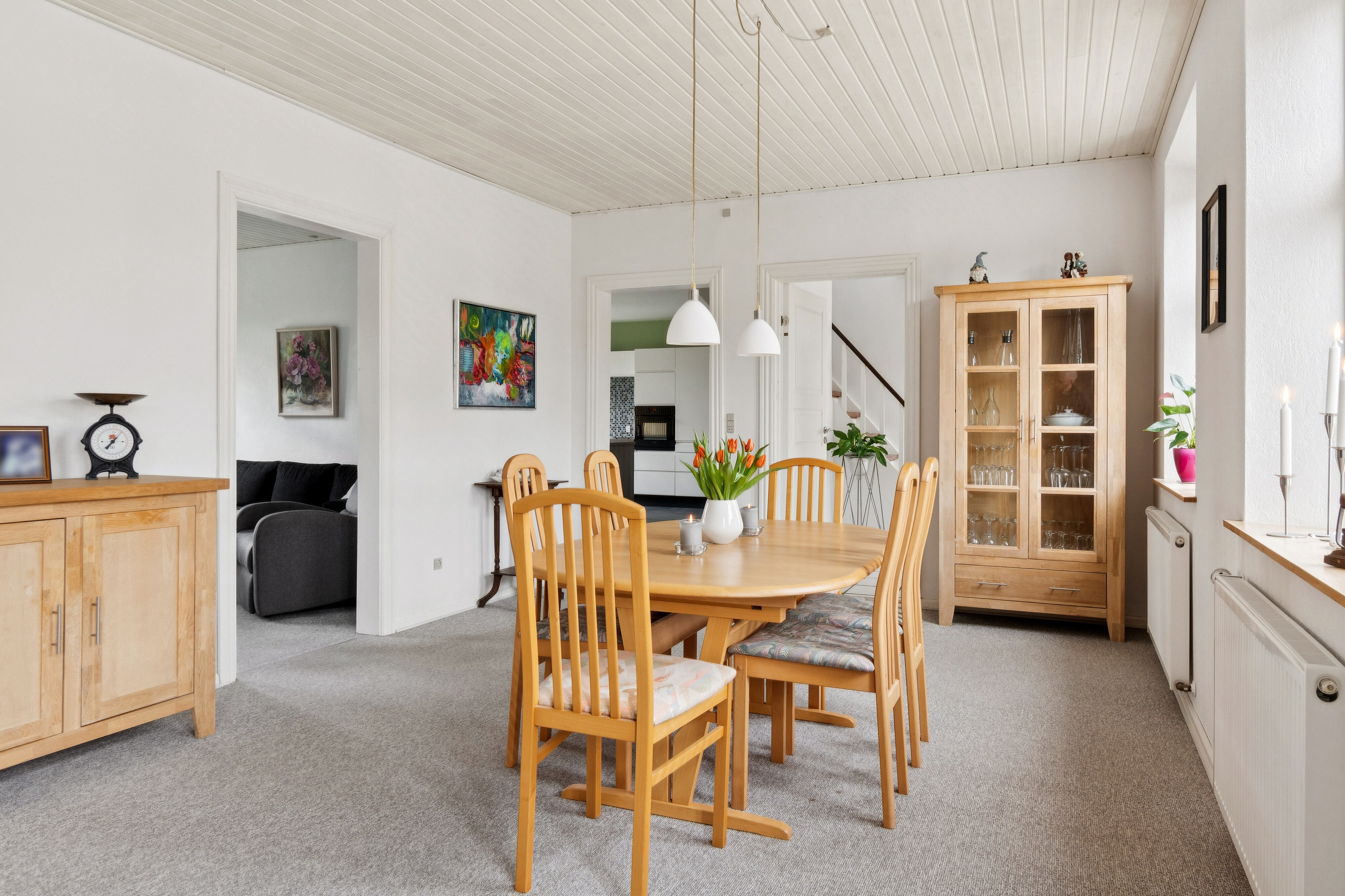 Fremhævet stue billede i fuldskærmstilstand. Billede af Engløkken 5, Bullerup, 5320 Agedrup