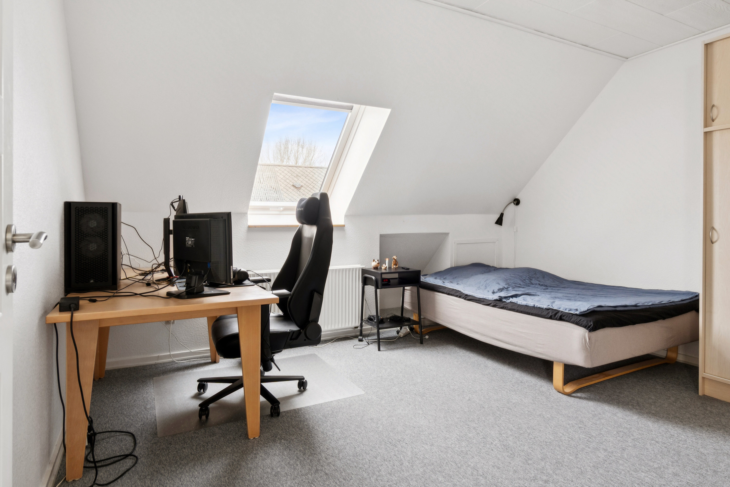 Fremhævet værelse 1. sal billede i fuldskærmstilstand. Billede af Engløkken 5, Bullerup, 5320 Agedrup