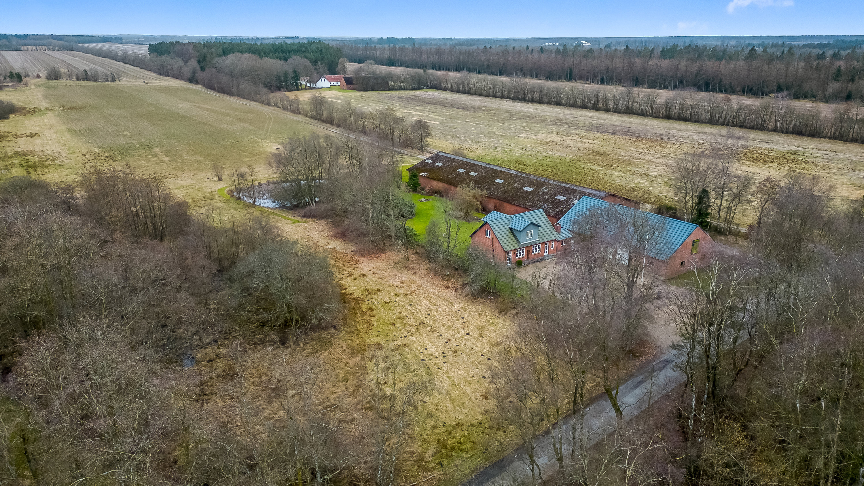 Fremhævet  billede i fuldskærmstilstand. Billede af Vistorpvej 22, Grove, 7540 Haderup