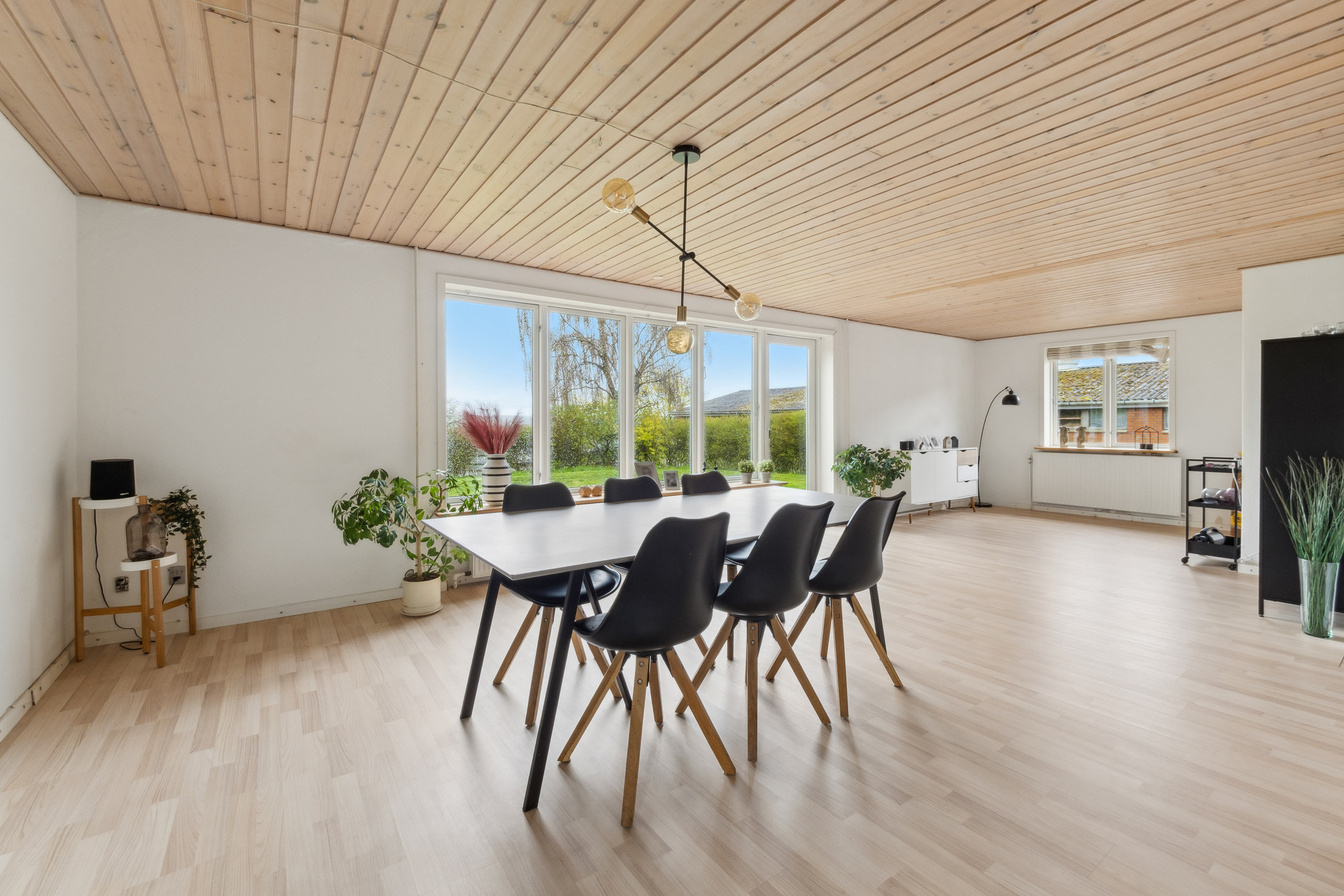 Fremhævet  billede i fuldskærmstilstand. Billede af Vinderslevholmvej 44, Vinderslev, 8620 Kjellerup