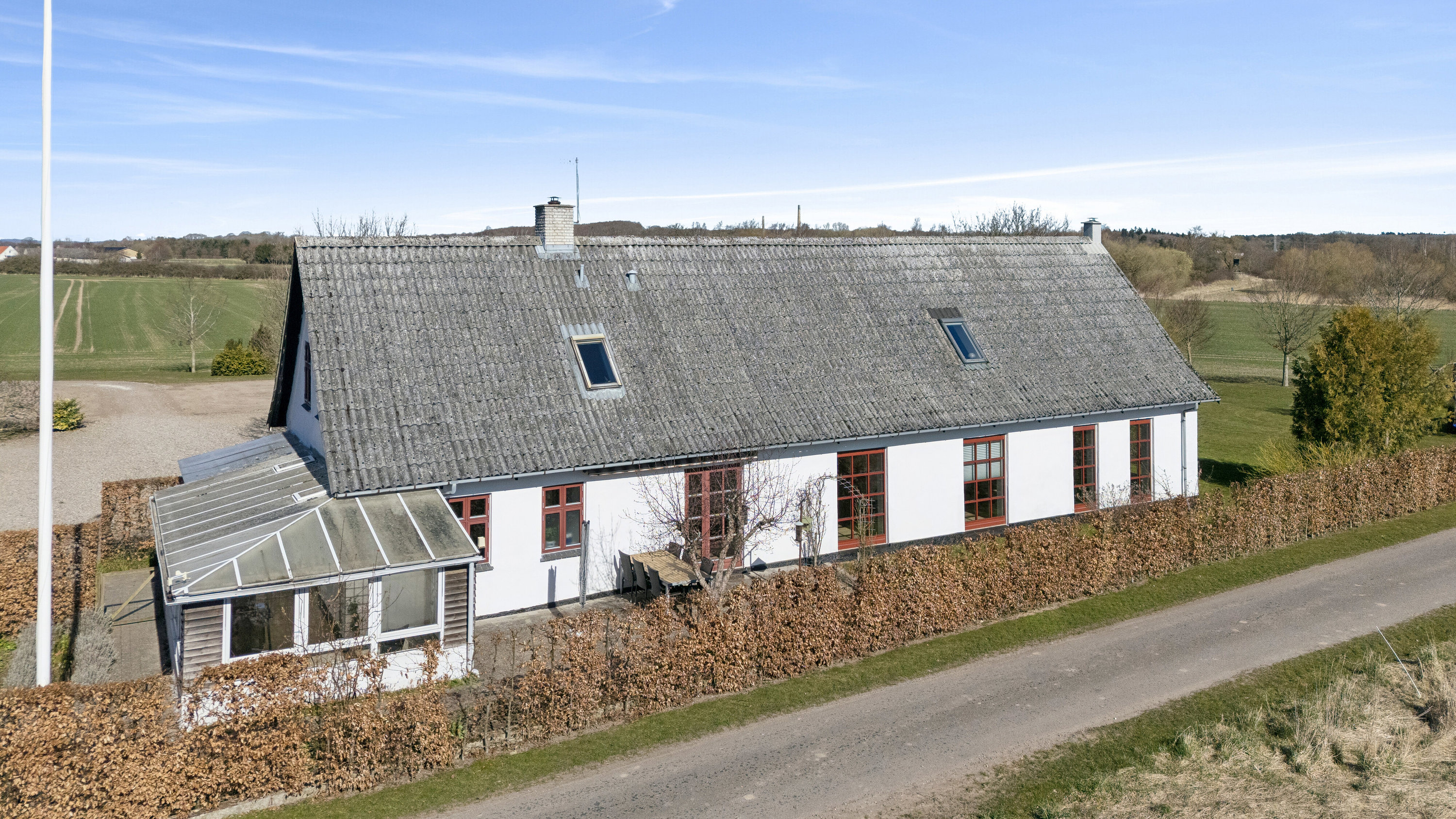 Fremhævet set fra vejen billede i fuldskærmstilstand. Billede af Øremosevej 1, 4293 Dianalund