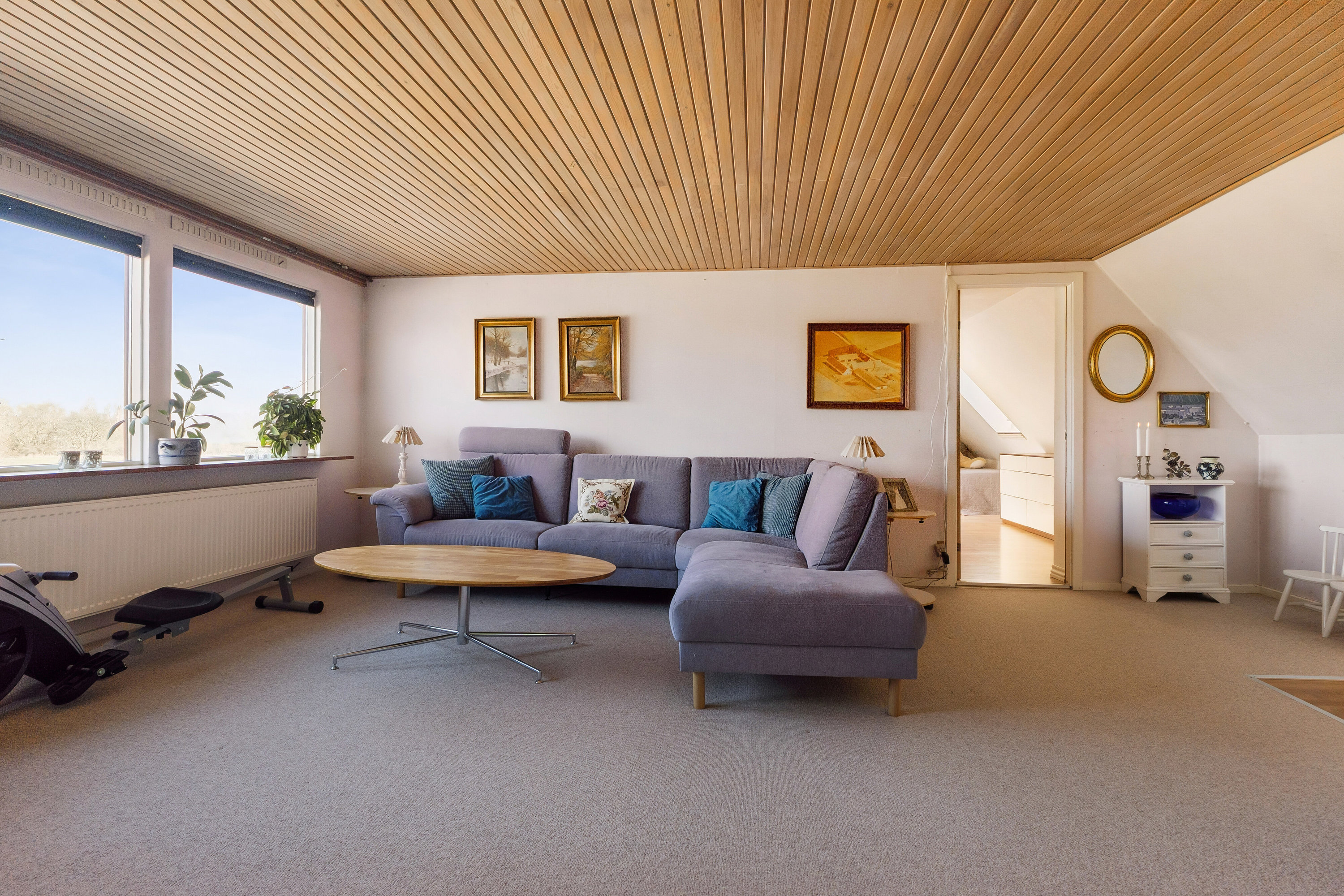 Fremhævet stue billede i fuldskærmstilstand. Billede af Øremosevej 1, 4293 Dianalund