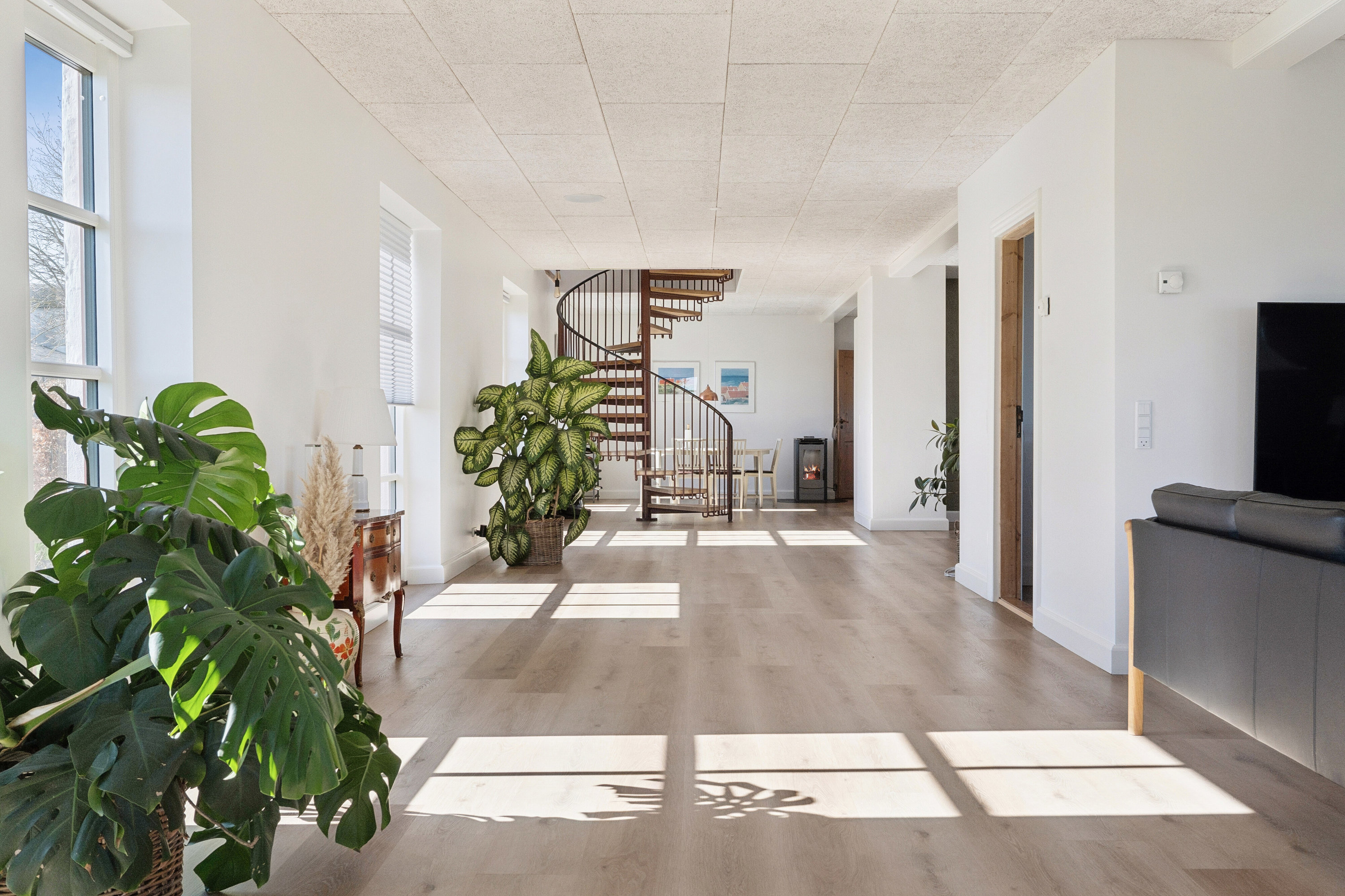 Fremhævet indendørs billede i fuldskærmstilstand. Billede af Øremosevej 1, 4293 Dianalund