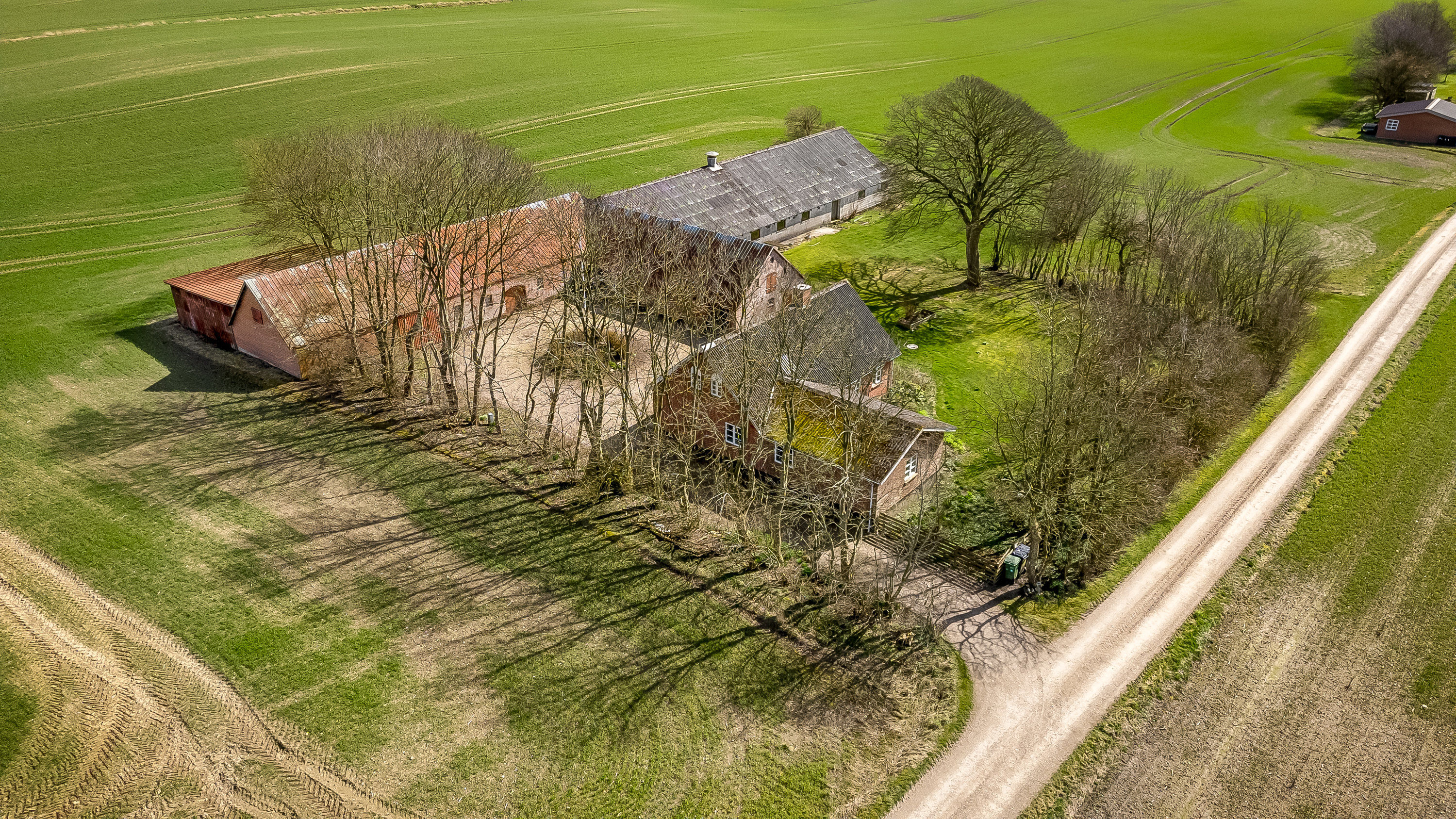 Fremhævet  billede i fuldskærmstilstand. Billede af Skarbyvej 6, 7560 Hjerm