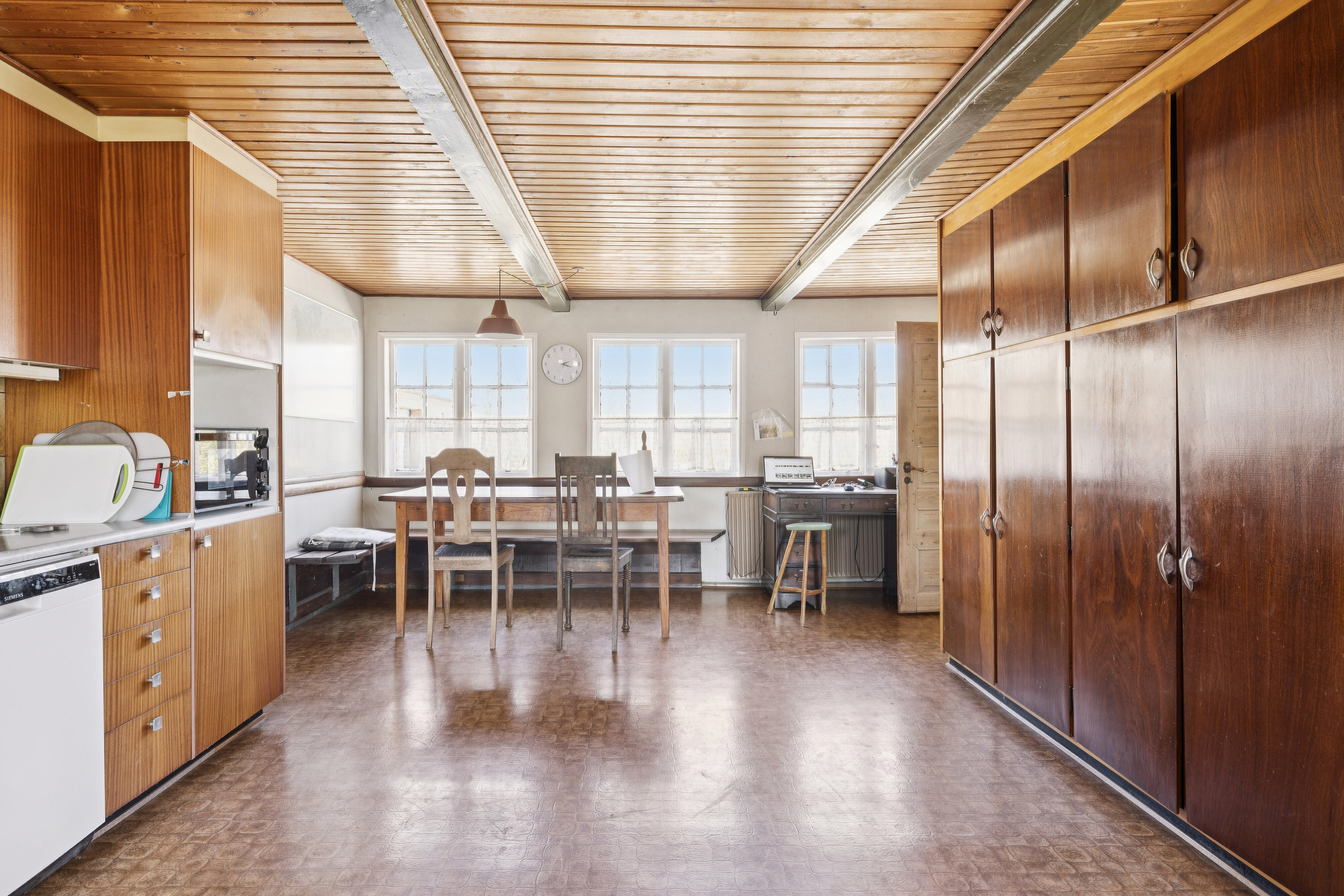 Fremhævet spisestue billede i fuldskærmstilstand. Billede af Skaregårdsvej 5, Tåsinge, 5700 Svendborg