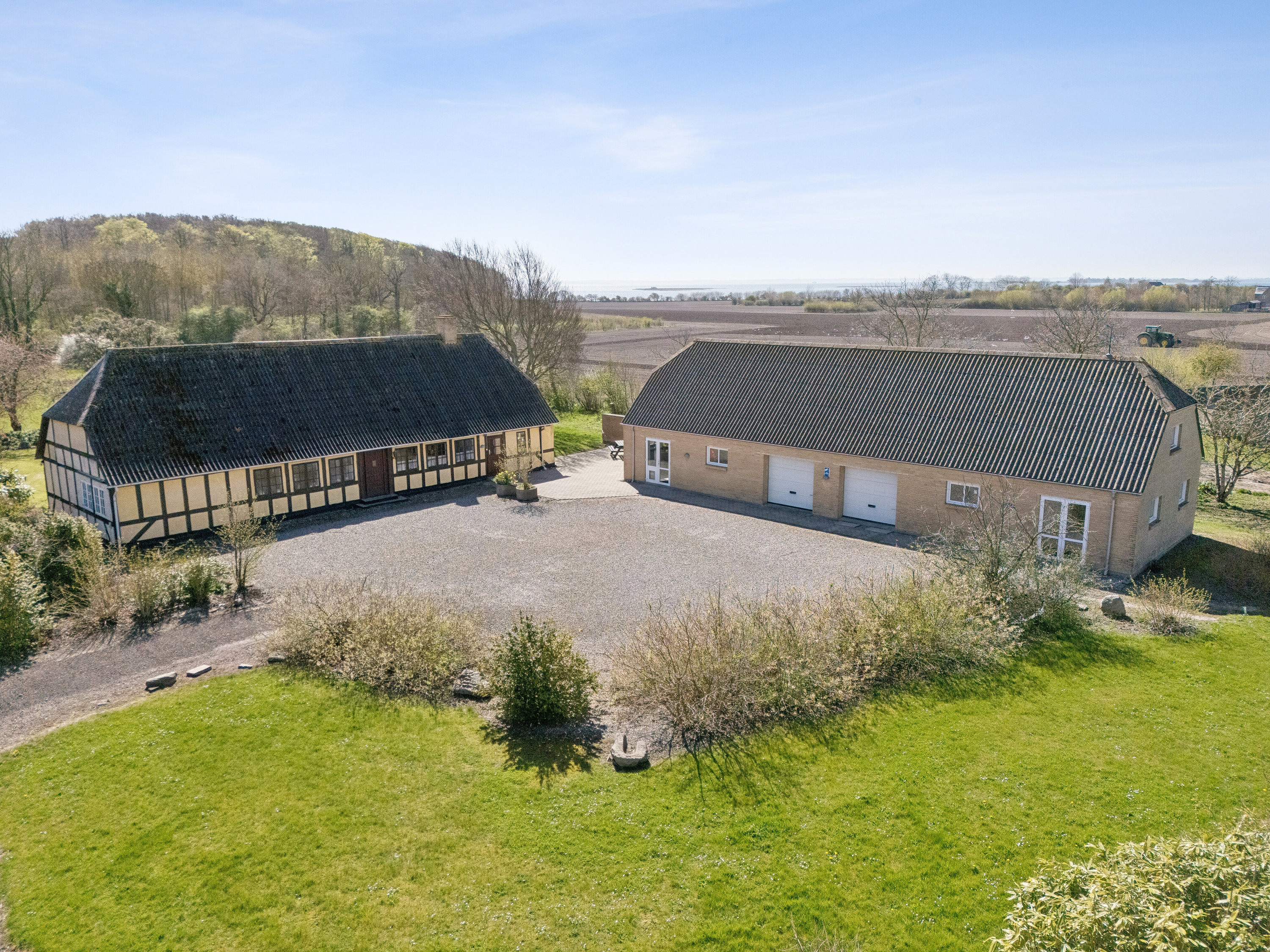 Miniaturebillede 1: udendørs. Billede af Skaregårdsvej 5, Tåsinge, 5700 Svendborg