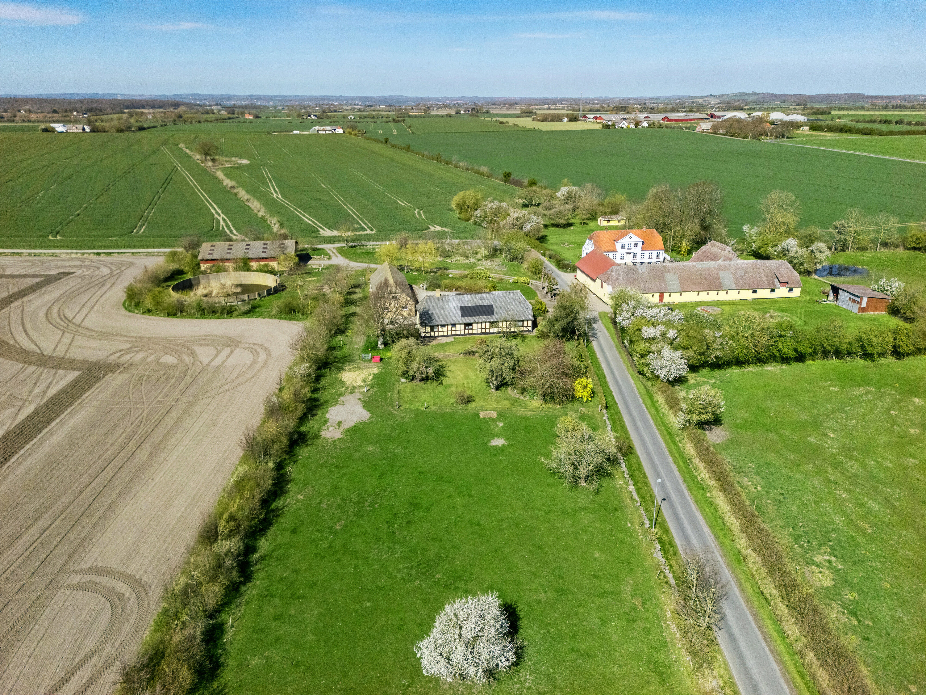 Fremhævet luftfoto billede i fuldskærmstilstand. Billede af Skaregårdsvej 5, Tåsinge, 5700 Svendborg