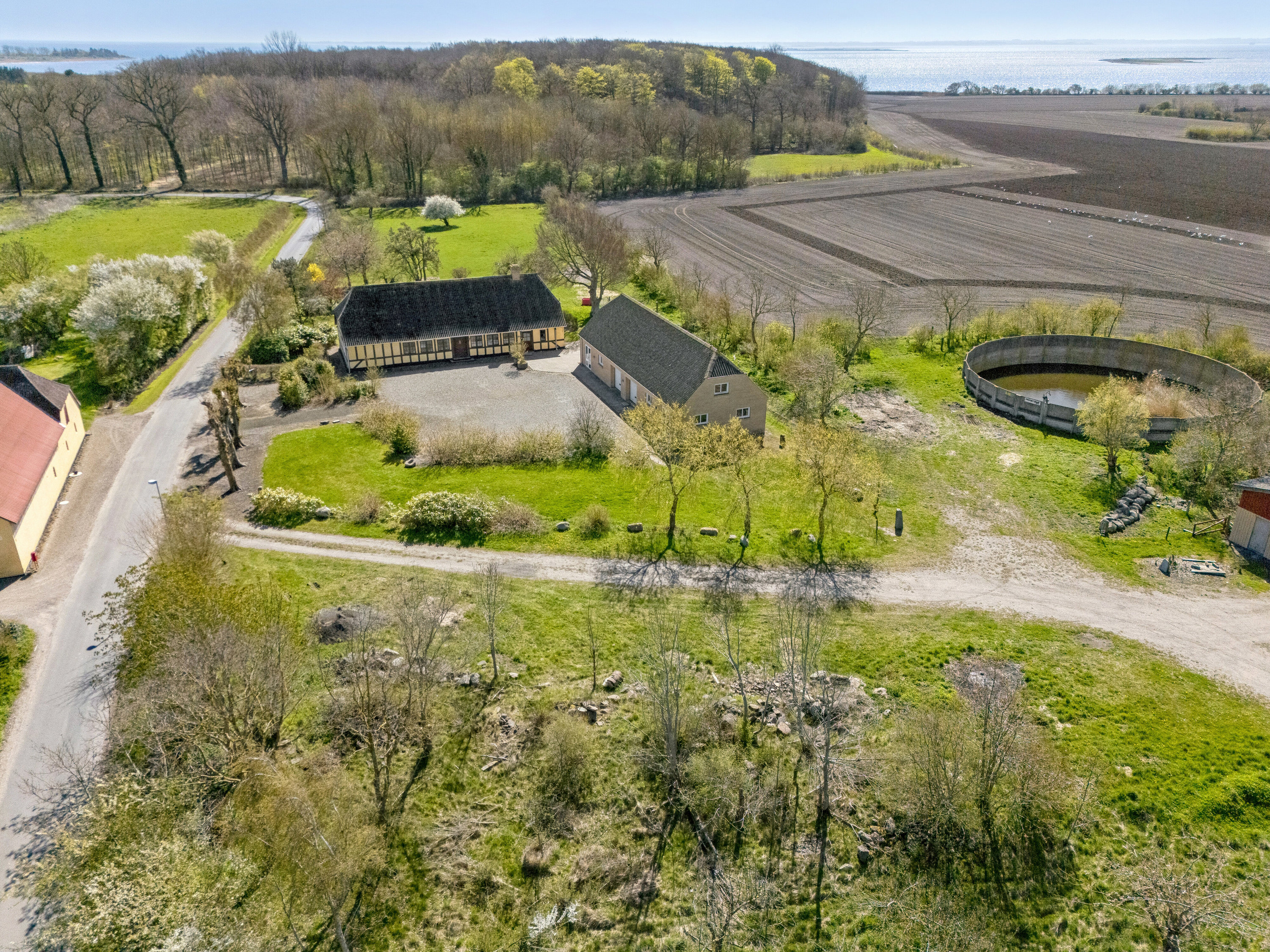 Fremhævet luftfoto billede i fuldskærmstilstand. Billede af Skaregårdsvej 5, Tåsinge, 5700 Svendborg