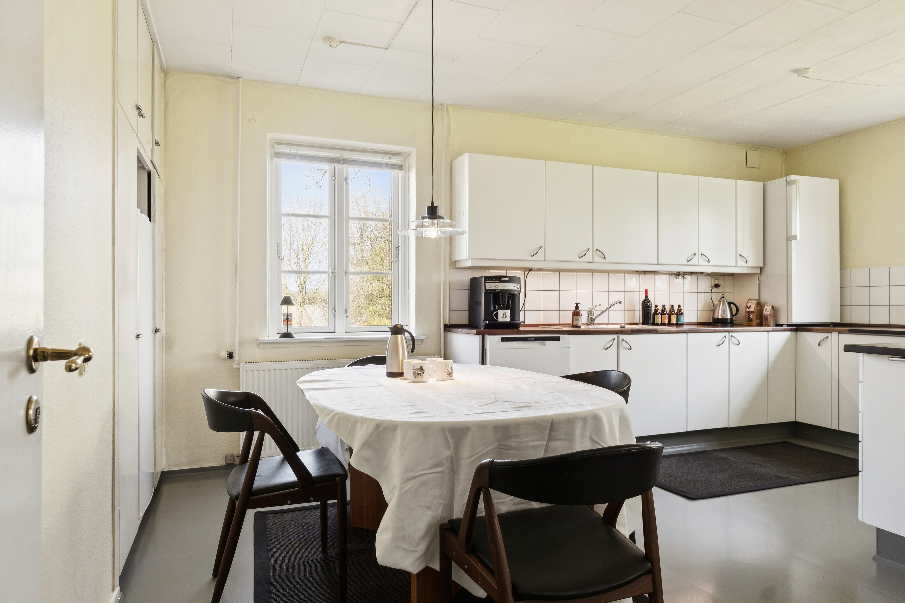 Fremhævet spisekøkken billede i fuldskærmstilstand. Billede af Råsøvej 11, Tybjerg, 4160 Herlufmagle