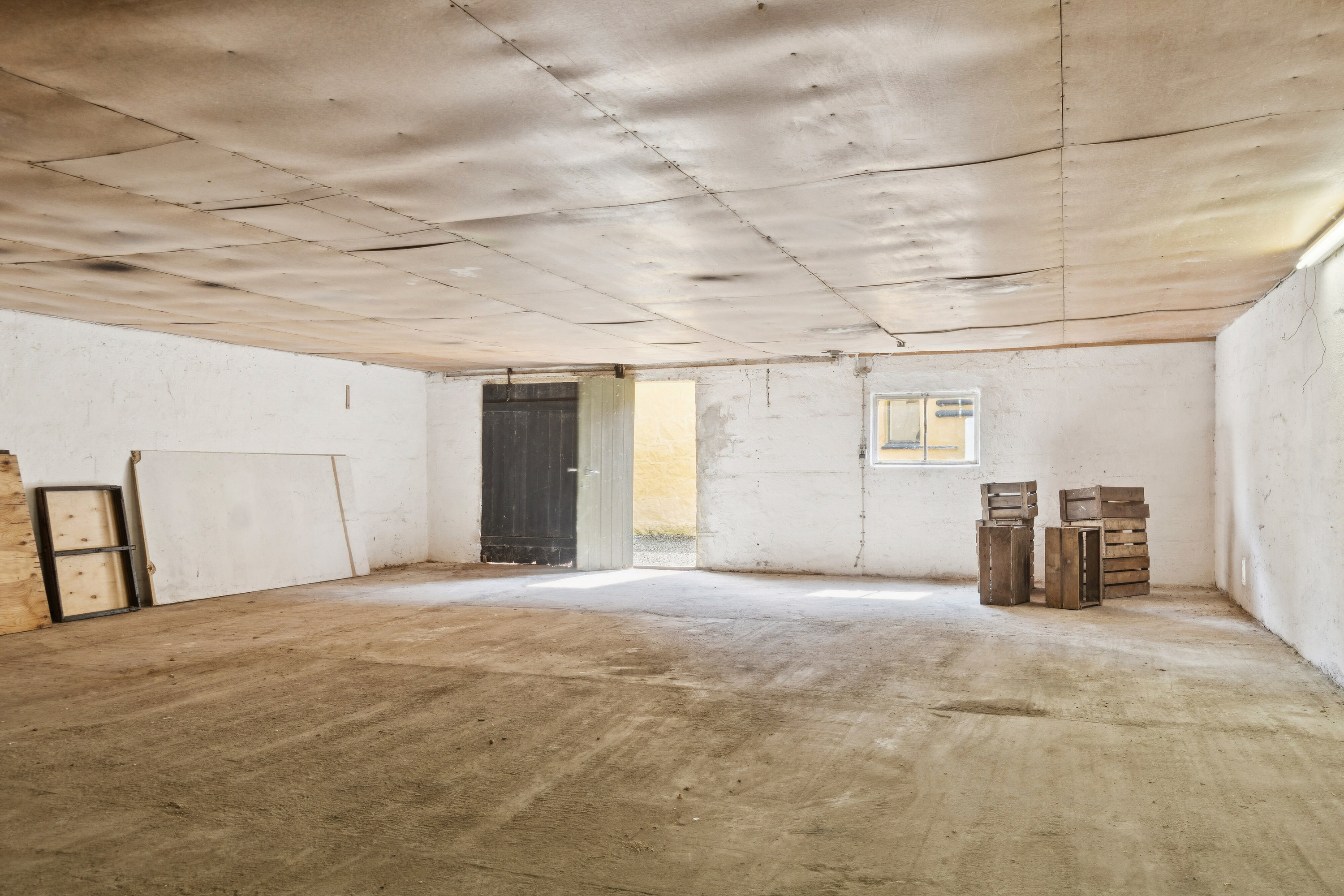 Fremhævet driftsbygning indefra billede i fuldskærmstilstand. Billede af Råsøvej 11, Tybjerg, 4160 Herlufmagle