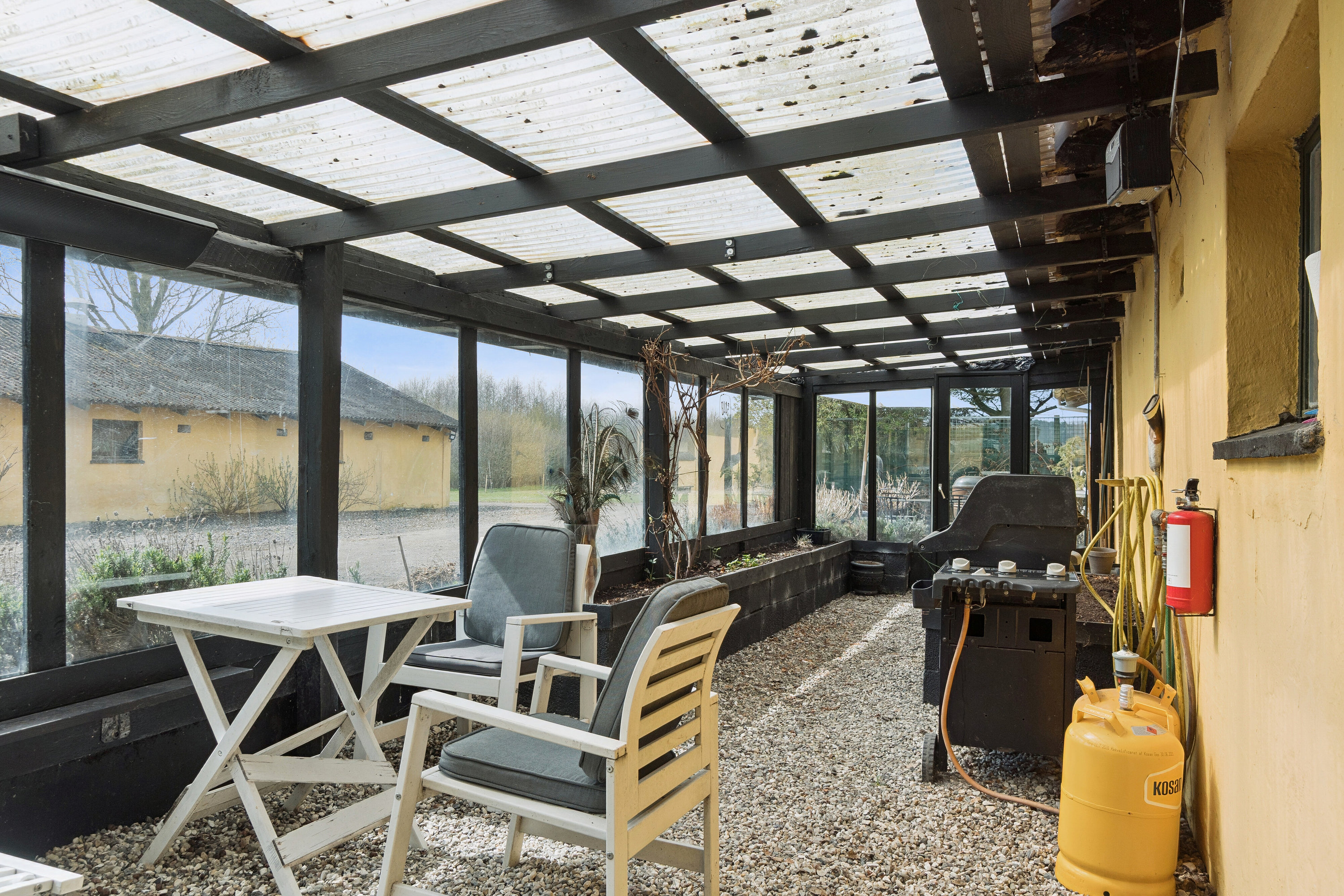 Fremhævet udestue billede i fuldskærmstilstand. Billede af Råsøvej 11, Tybjerg, 4160 Herlufmagle