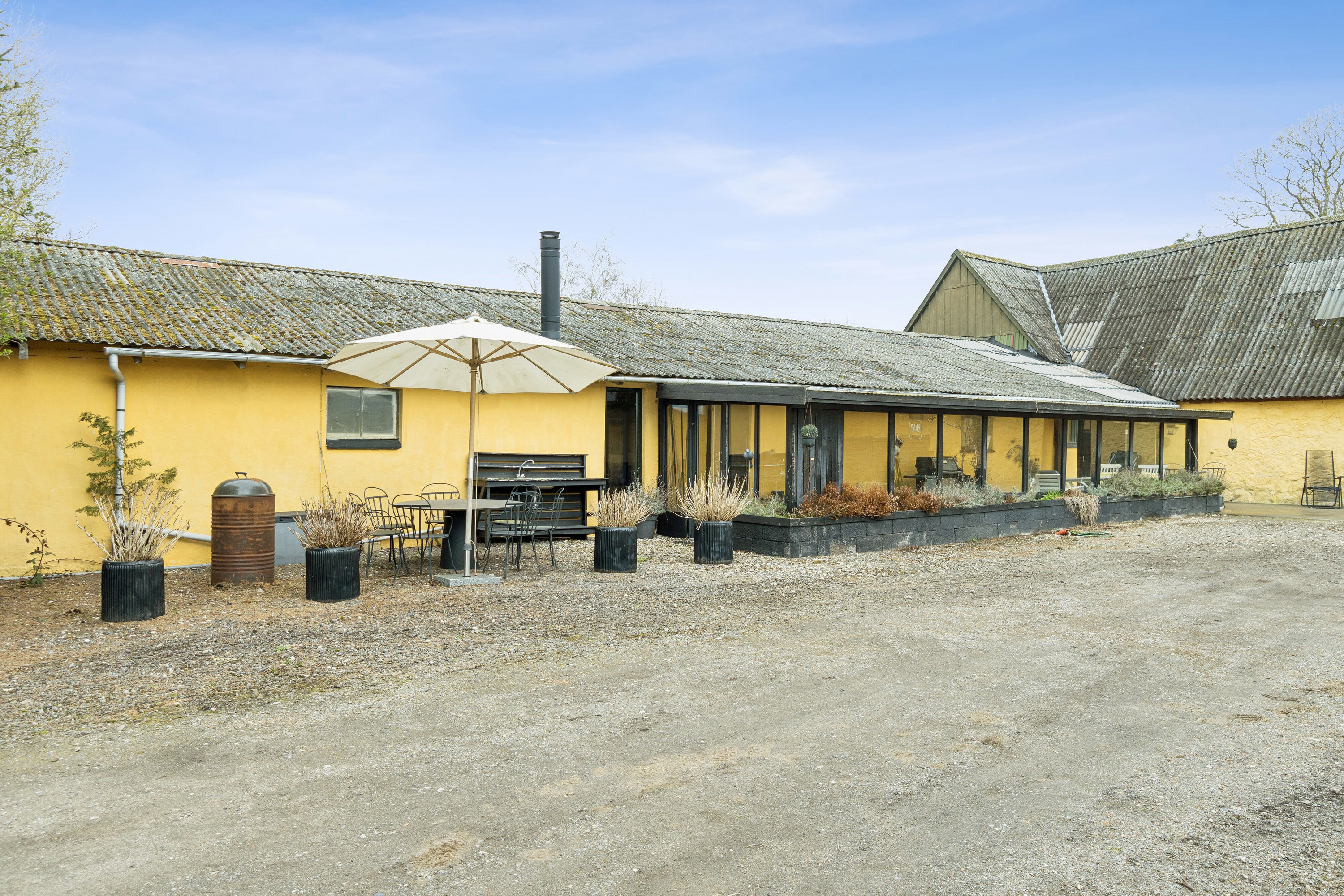 Fremhævet udestue bagside billede i fuldskærmstilstand. Billede af Råsøvej 11, Tybjerg, 4160 Herlufmagle