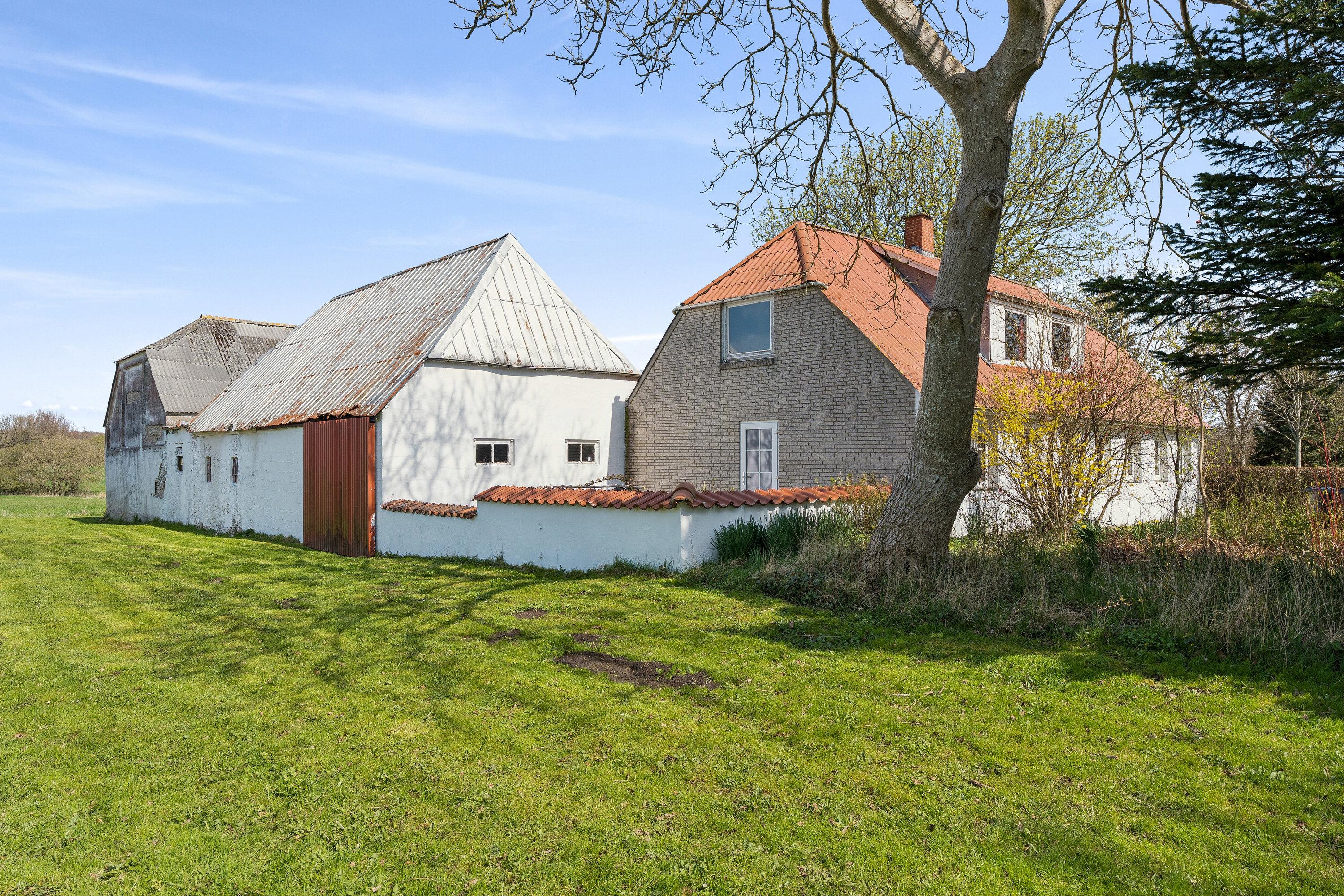 Fremhævet set fra mark billede i fuldskærmstilstand. Billede af Ødis Kroge Vej 19, Ødis, 6580 Vamdrup