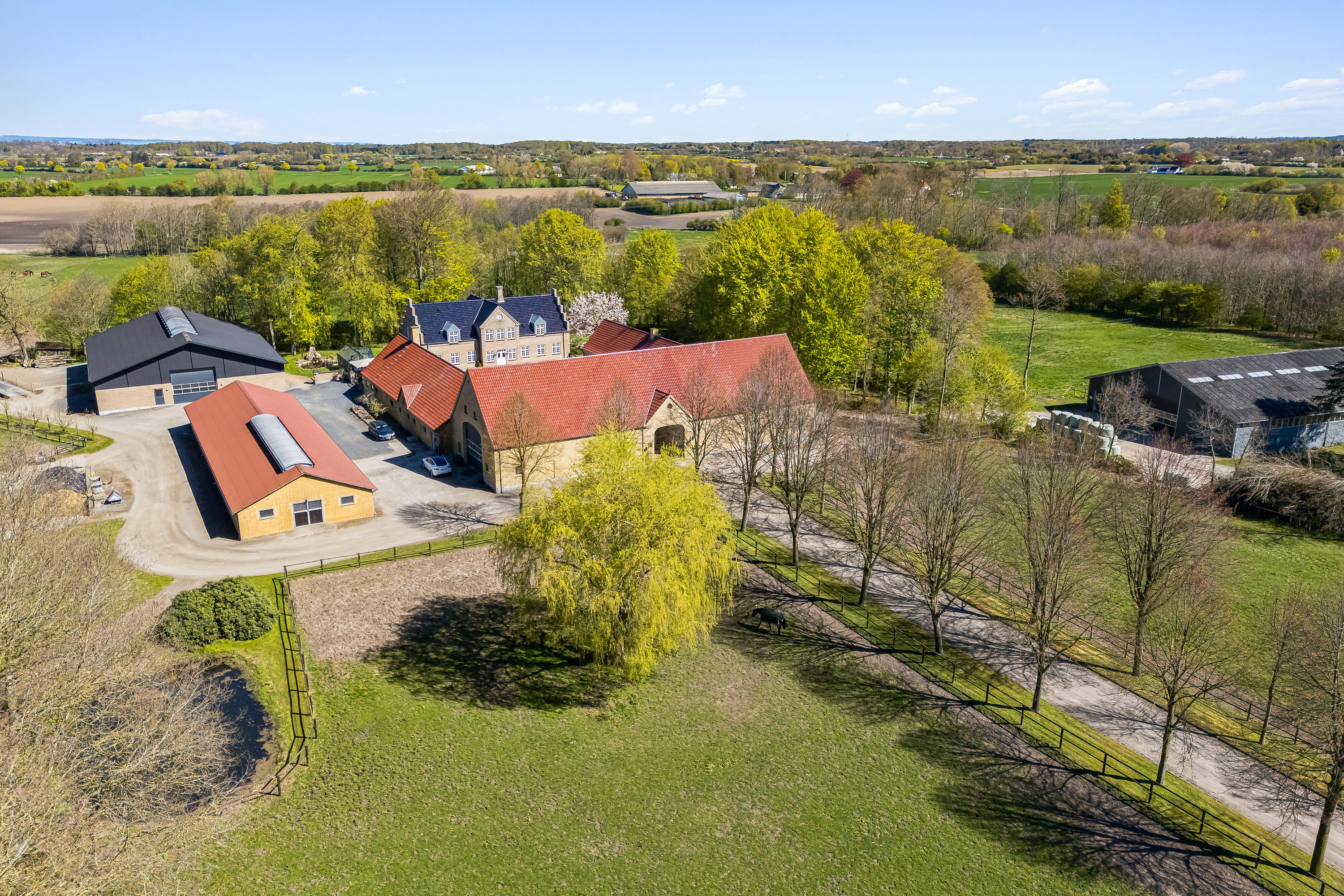 Fremhævet luftfoto billede i fuldskærmstilstand. Billede af Vejrupvej 69, Indslev-Tårup, 5592 Ejby