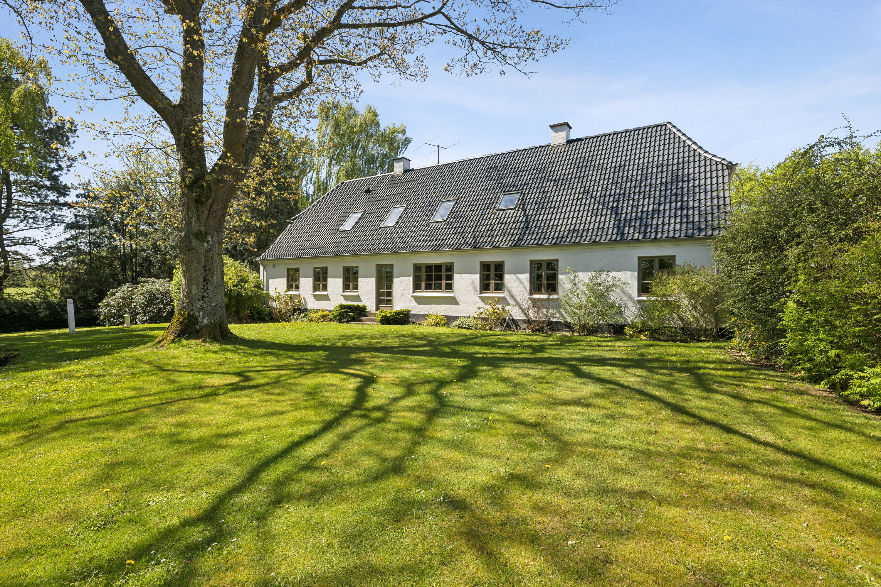 Miniaturebillede 1: stuehus fra haven. Billede af Elsehovedvej 13, 5882 Vejstrup