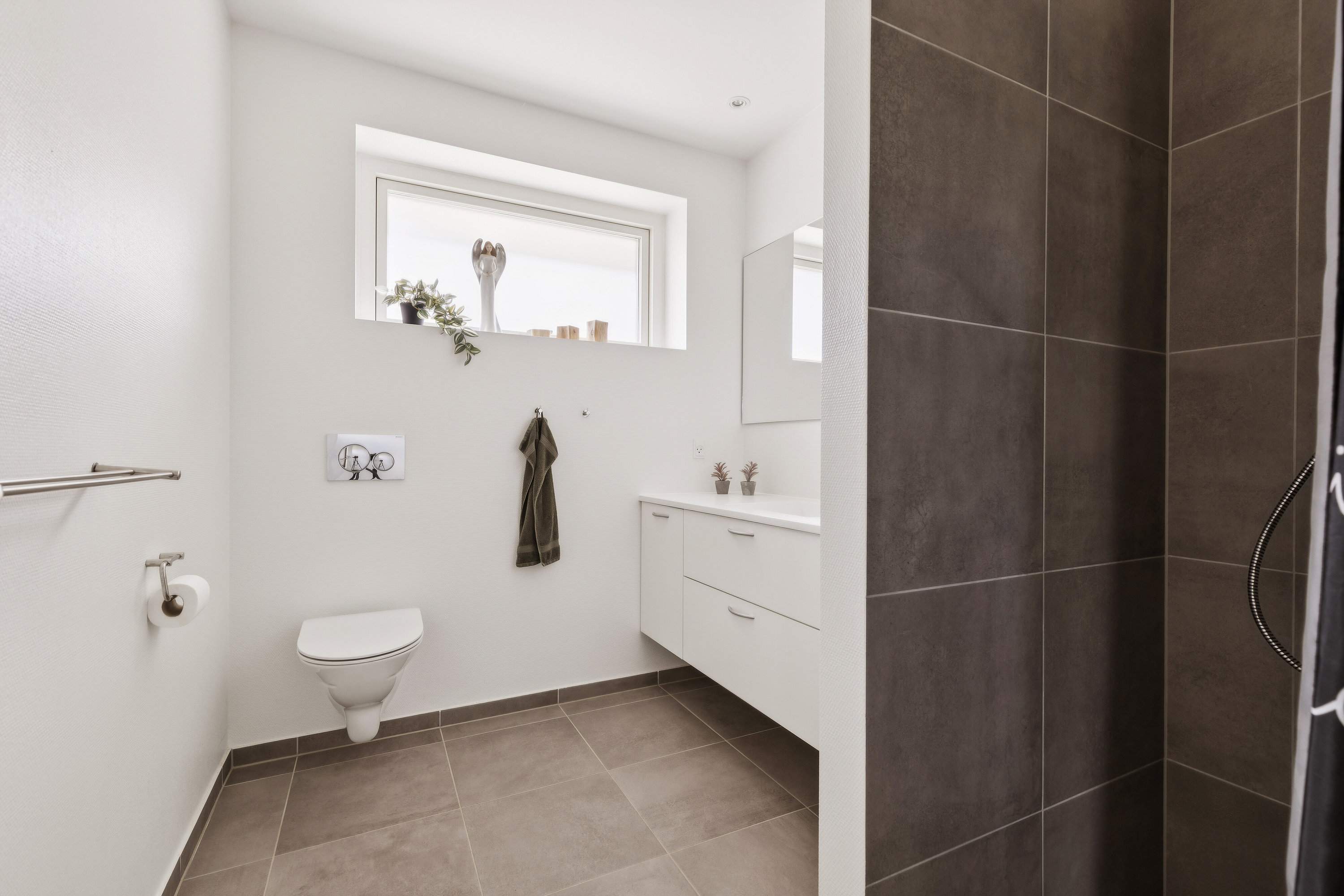 Fremhævet toilet billede i fuldskærmstilstand. Billede af Næblerødvej 20, 4250 Fuglebjerg