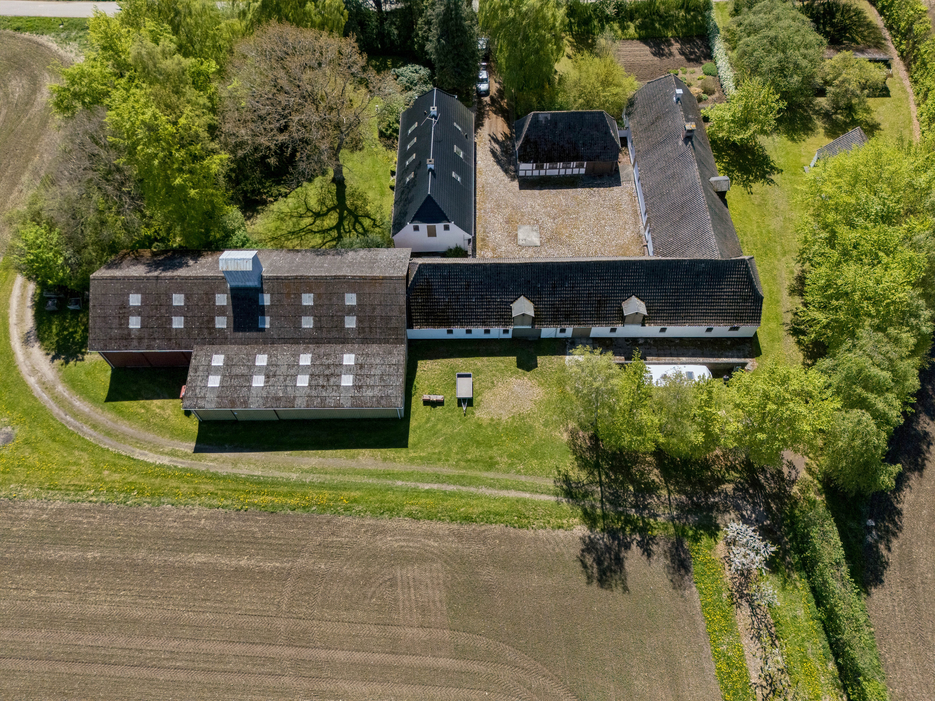 Fremhævet luftfoto billede i fuldskærmstilstand. Billede af Elsehovedvej 13, 5882 Vejstrup