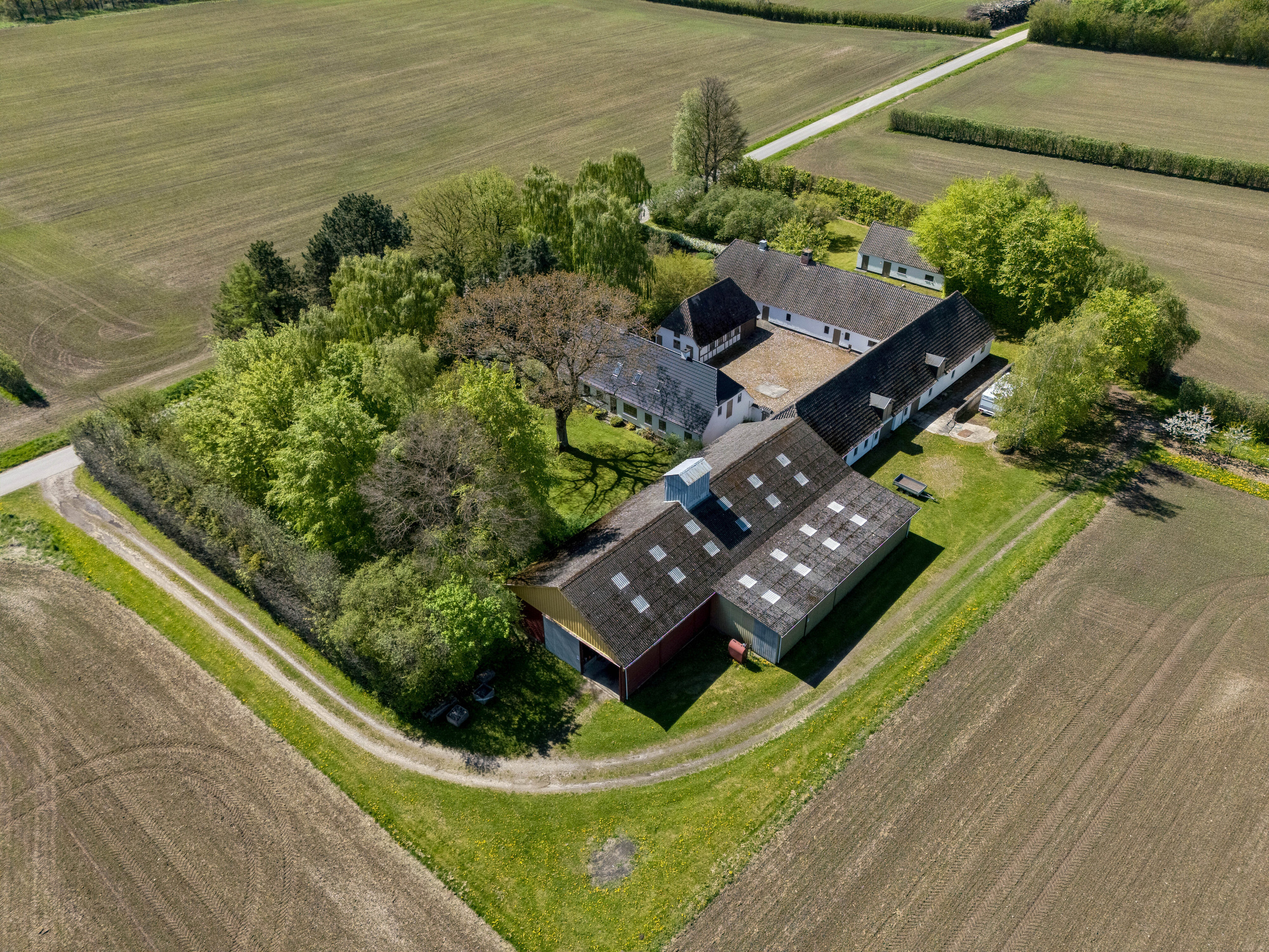 Fremhævet luftfoto billede i fuldskærmstilstand. Billede af Elsehovedvej 13, 5882 Vejstrup