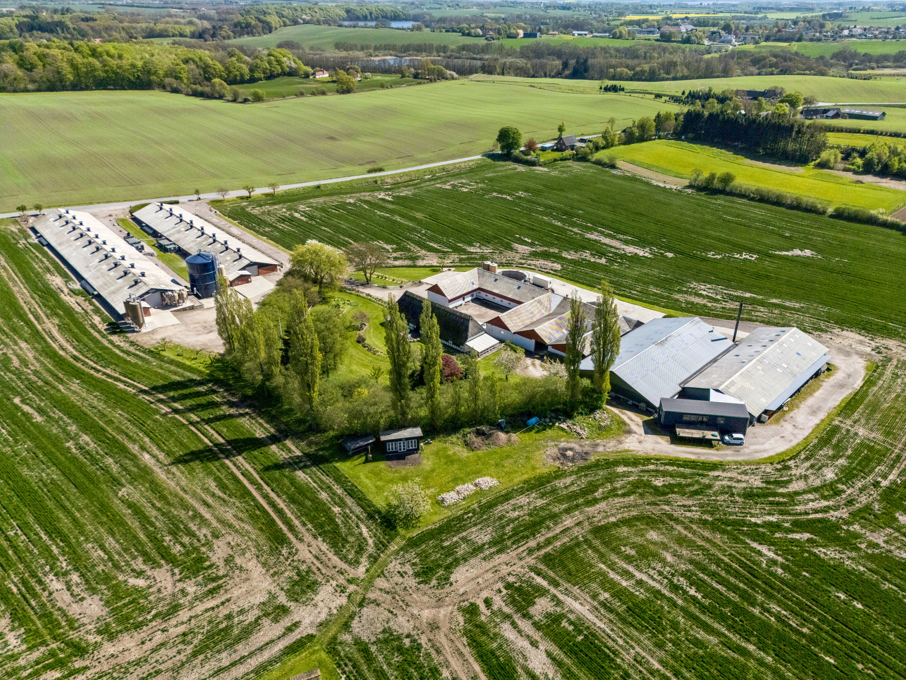 Fremhævet luftfoto billede i fuldskærmstilstand. Billede af Skovmarksvej 15, 5762 Vester Skerninge