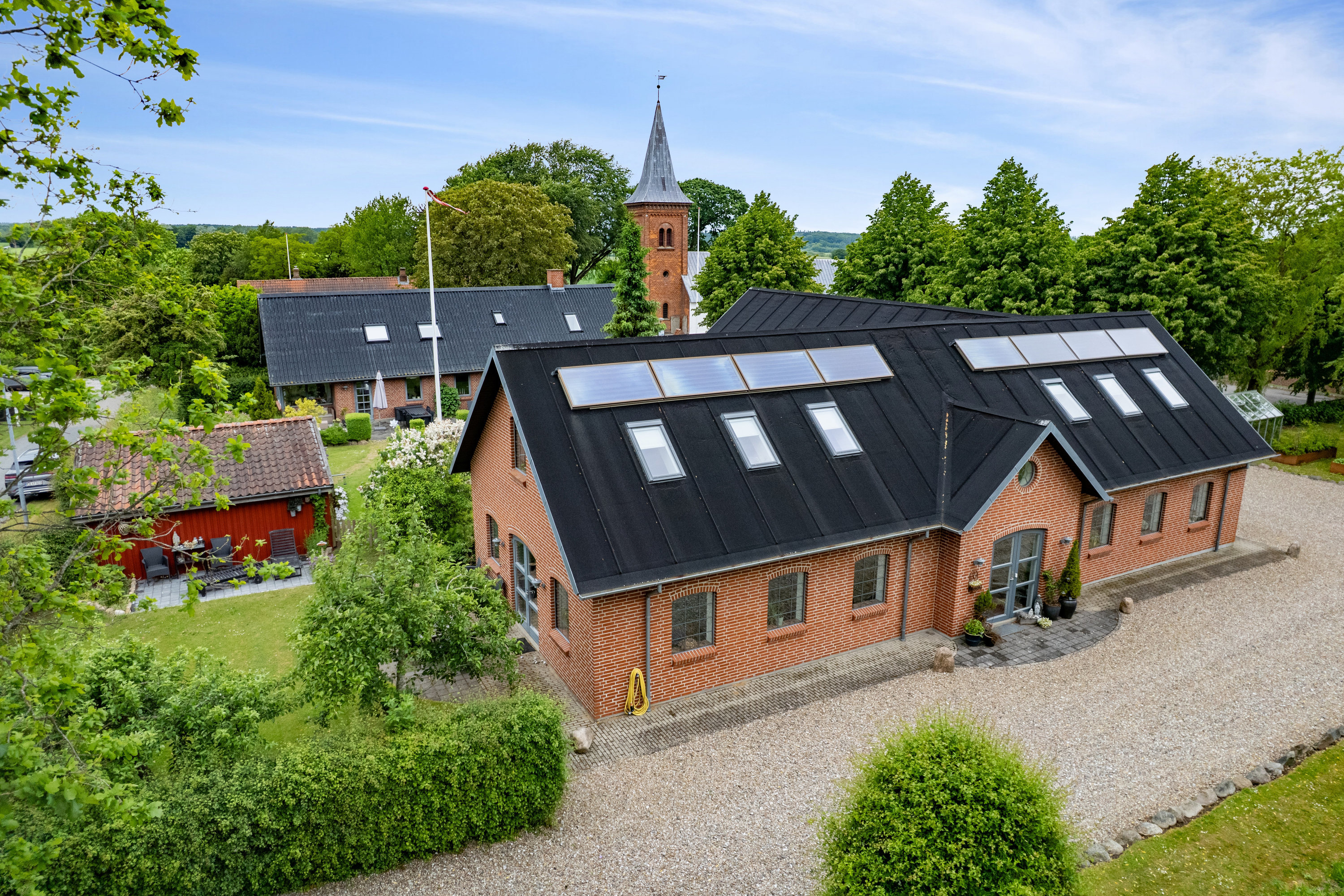 Fremhævet  billede i fuldskærmstilstand. Billede af Fårupvej 100A, Fårup, 8471 Sabro