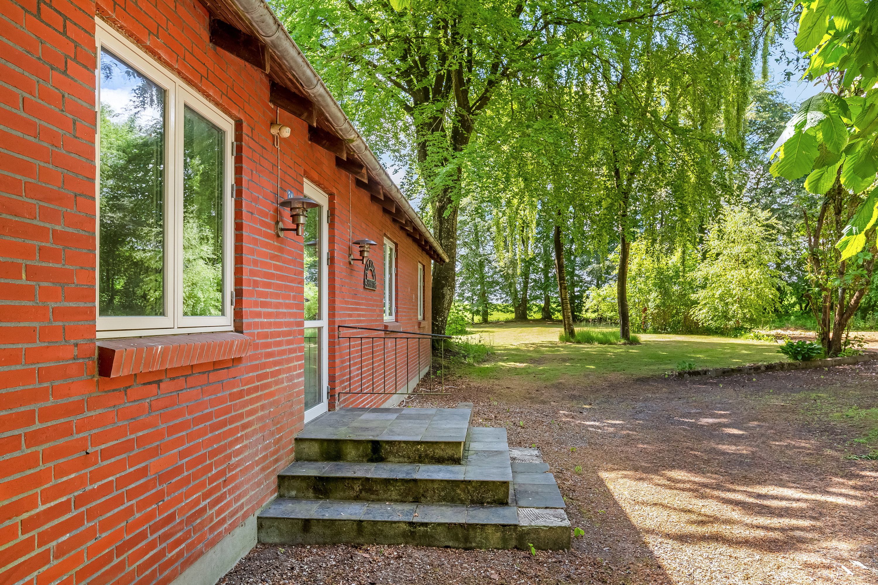 Fremhævet indgang billede i fuldskærmstilstand. Billede af Høgsbjergvej 3A, Idom, 7500 Holstebro