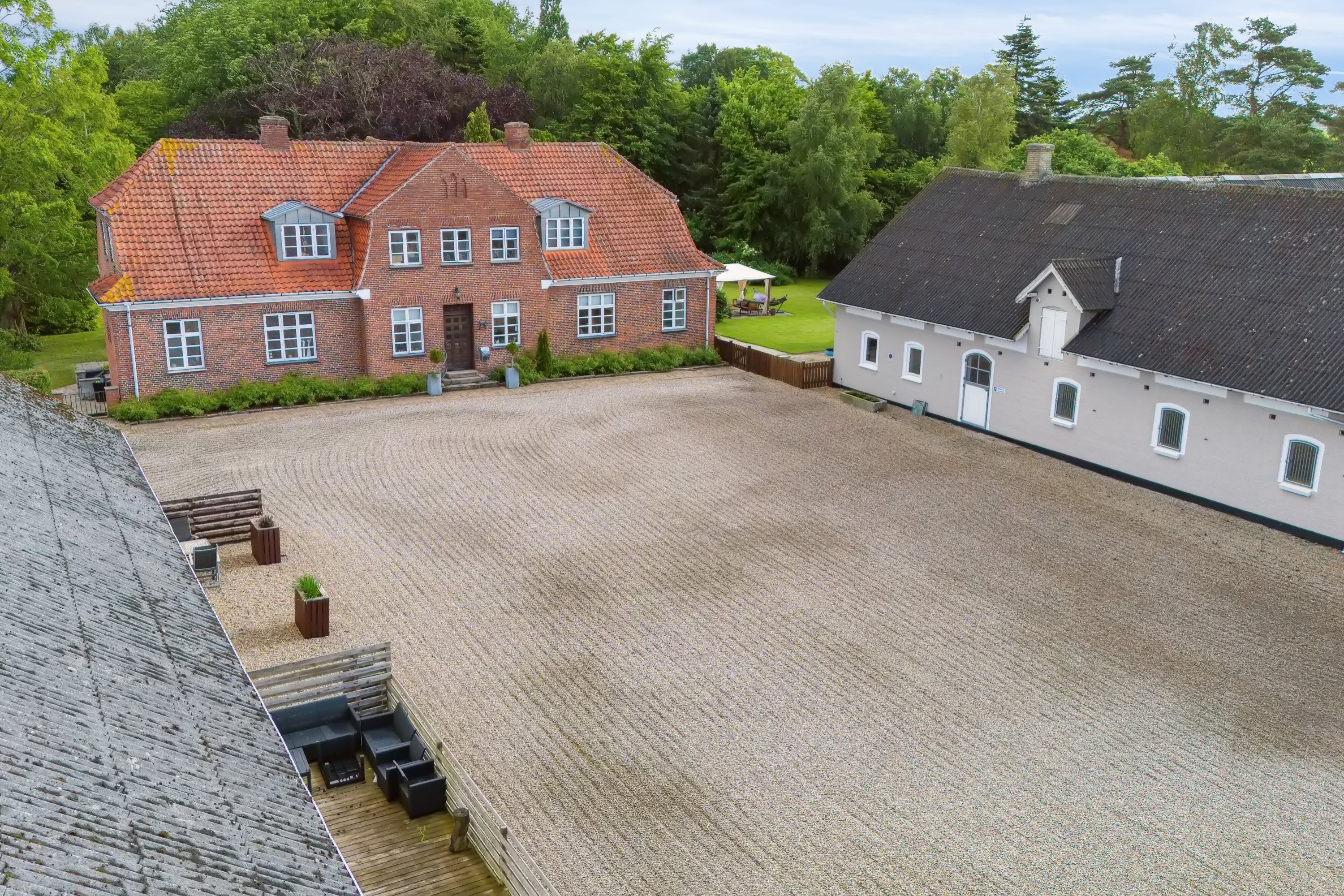 Fremhævet udendørs billede i fuldskærmstilstand. Billede af Højbyvej 45, Højby, 5260 Odense S